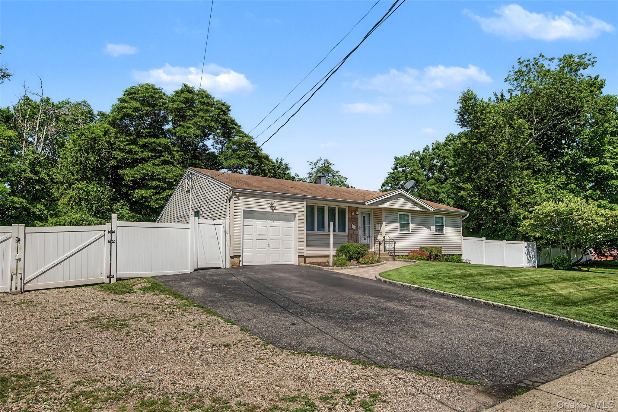 46 Oakland Avenue – For Sale photo 2