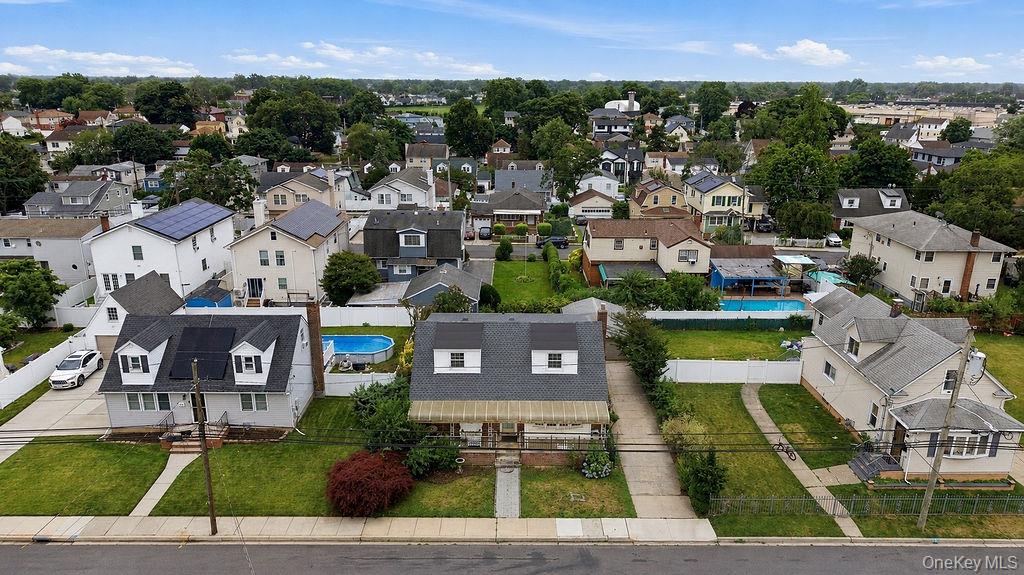 335 Roquette Avenue – For Sale photo 8