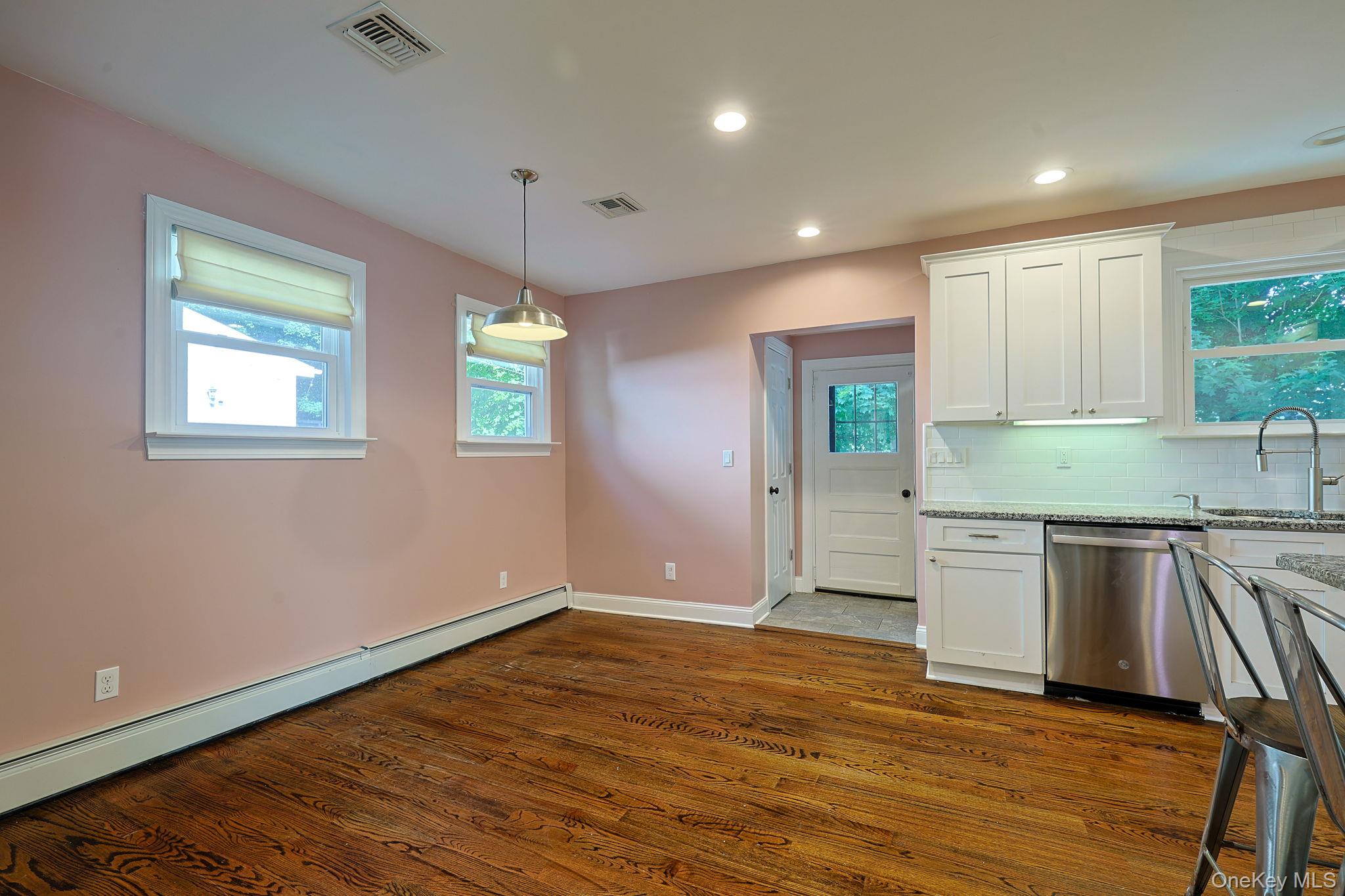 26 Hillside Avenue – For Sale photo 5