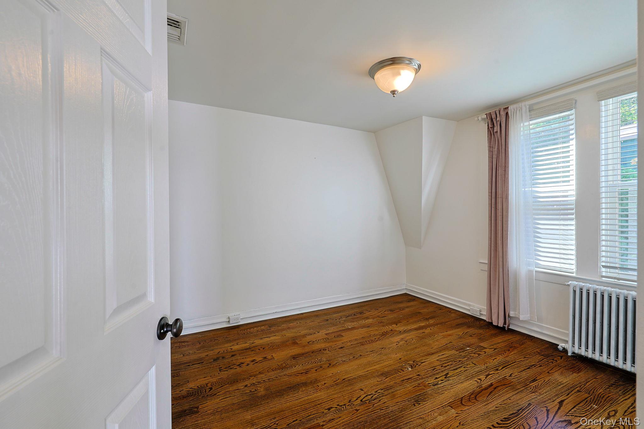 26 Hillside Avenue – For Sale photo 15
