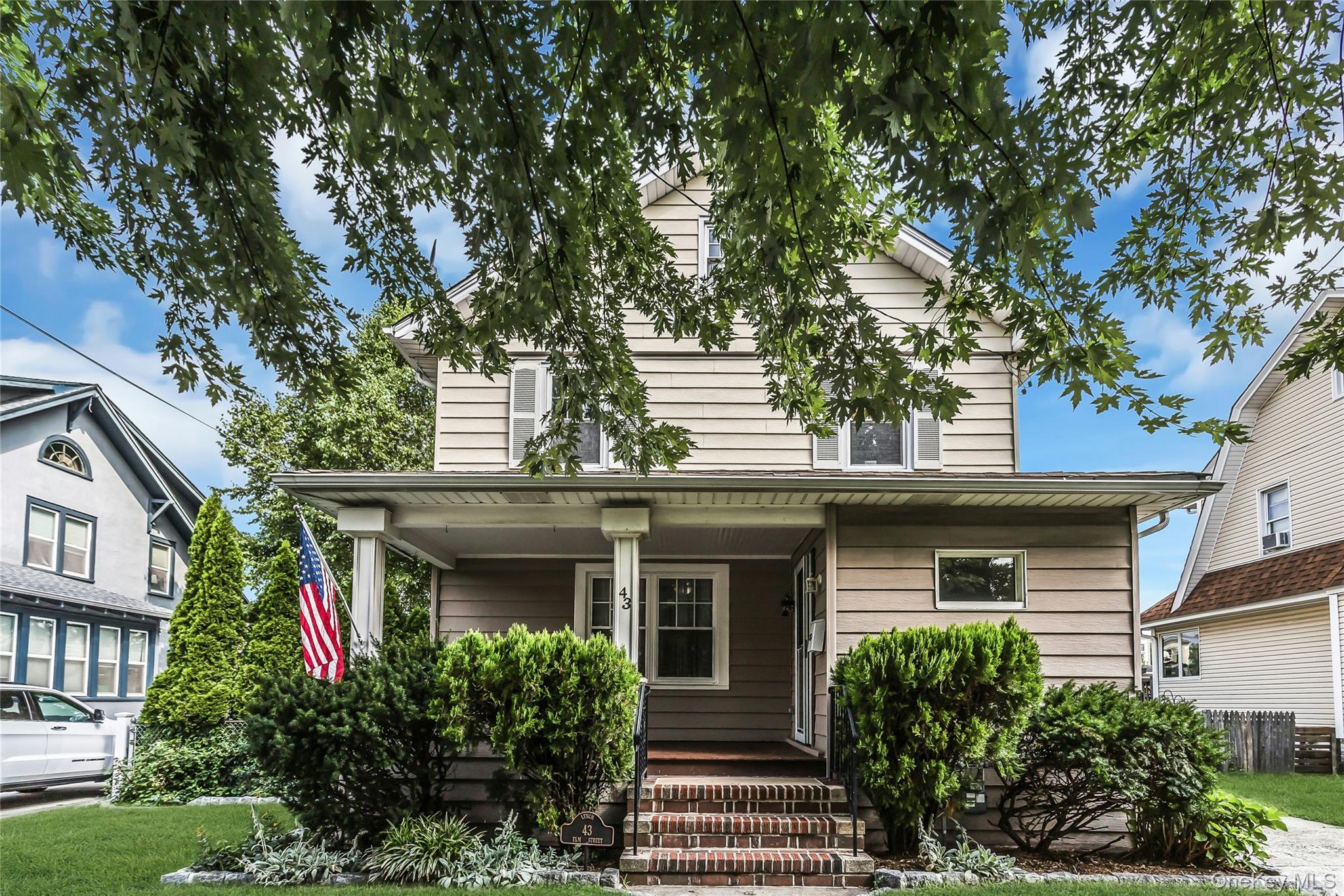 43 Elm Street – For Sale photo 2