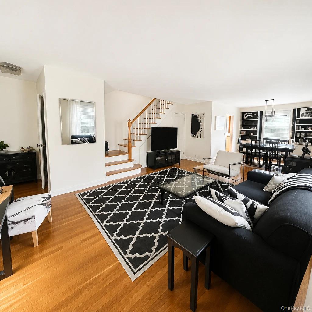109 N Broadway, Unit H1
