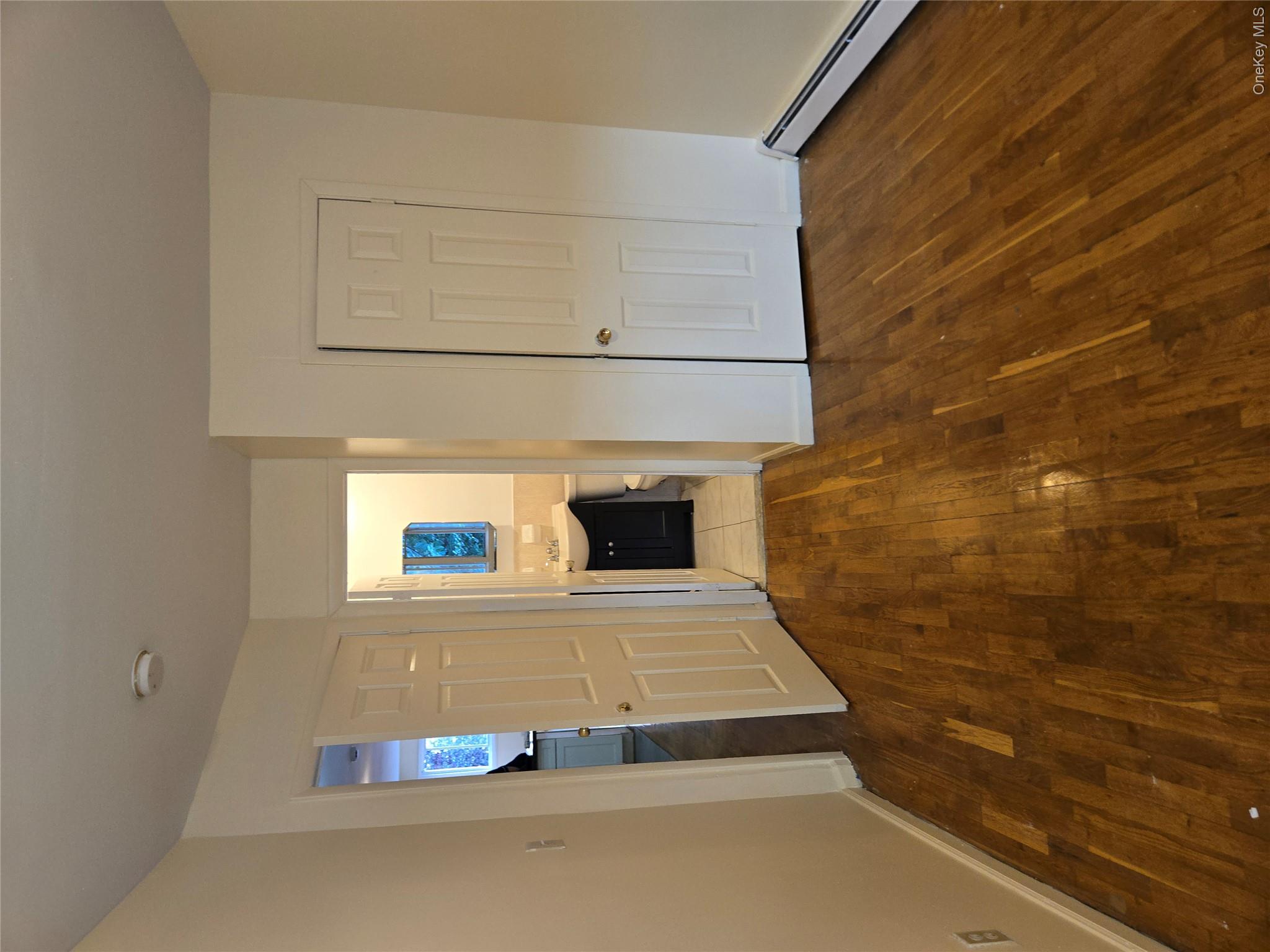 985 Halsey Street – For Rent photo 2