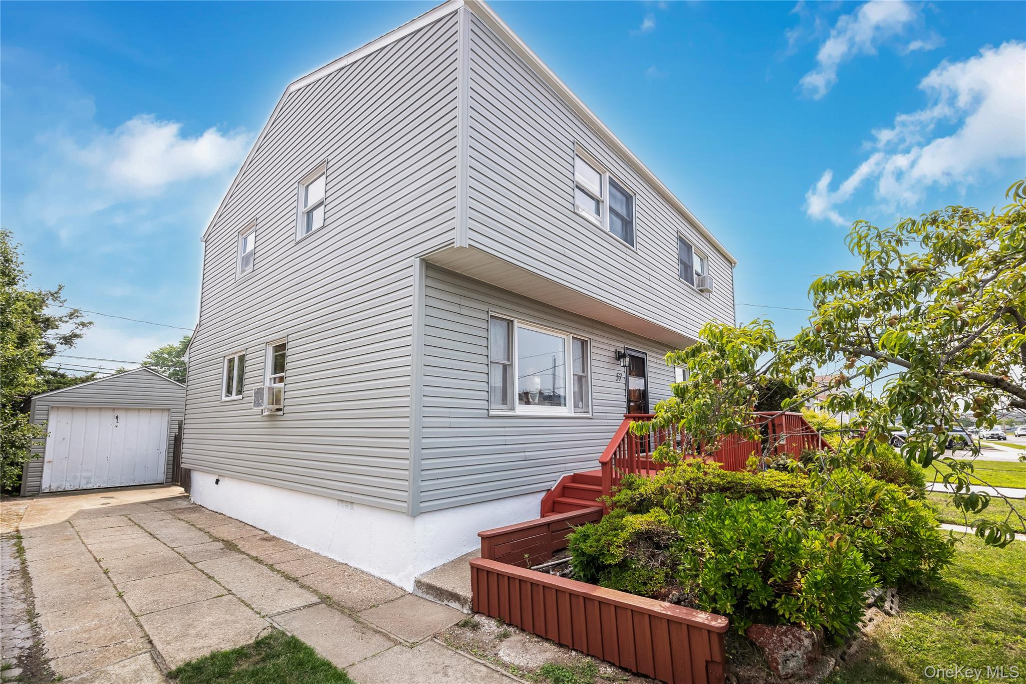 57 Overton Street – For Sale photo 3