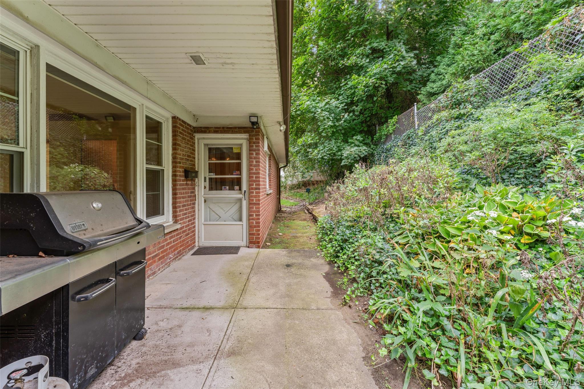 418 Read Avenue – For Sale photo 19