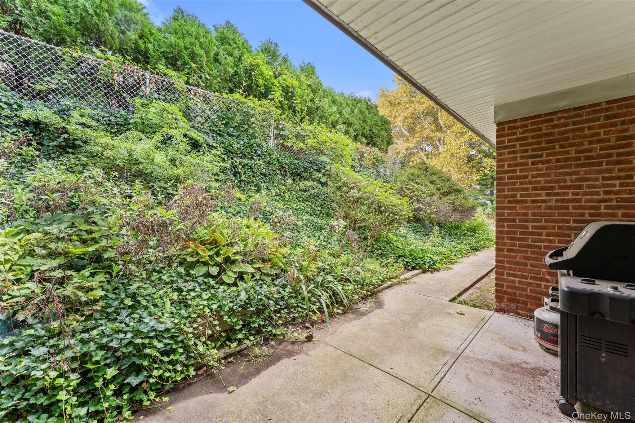 418 Read Avenue – For Sale photo 20