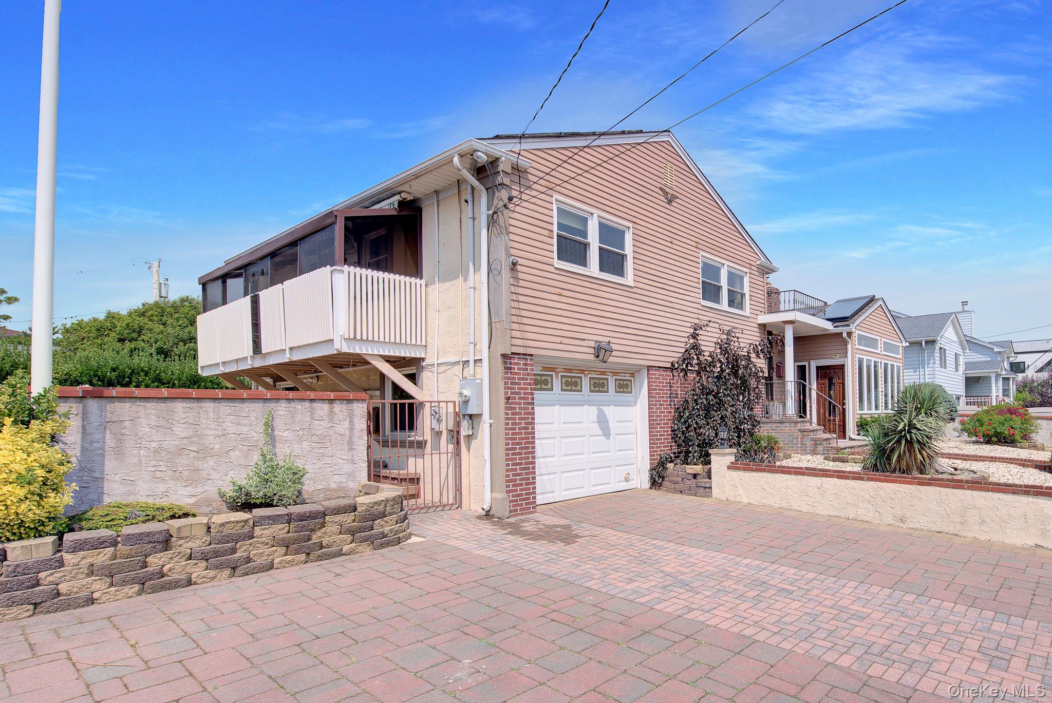 24 Pinehurst Street – For Sale photo 4