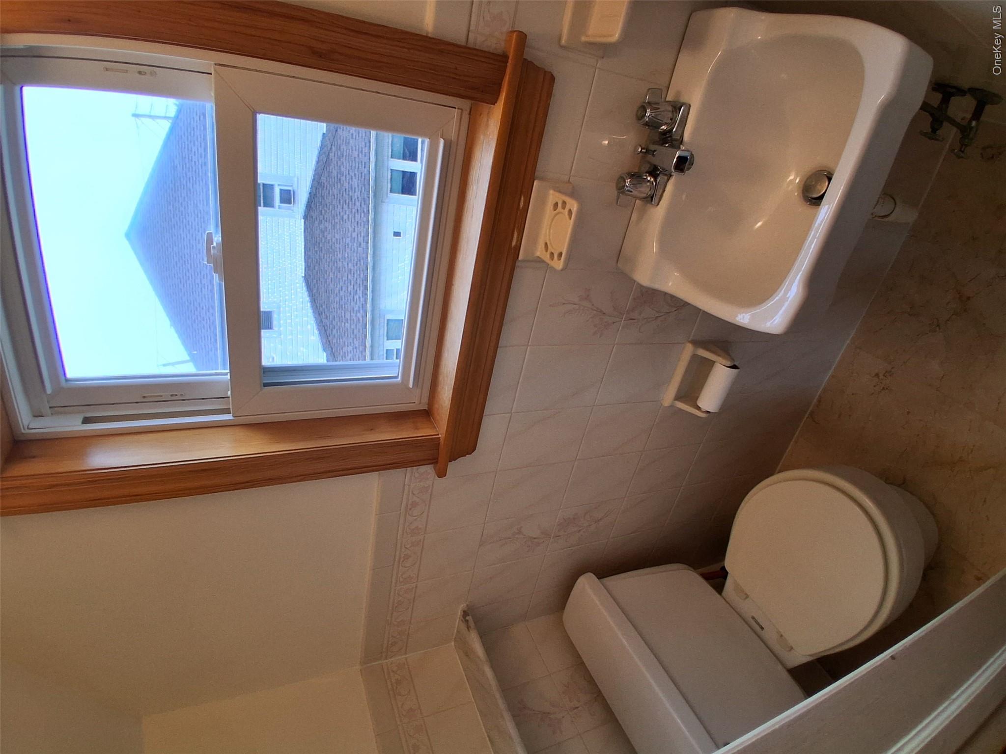 16 Richardson Place – For Rent photo 23