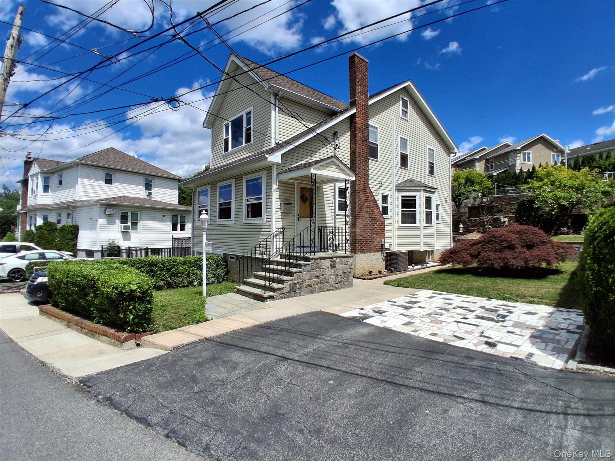 16 Richardson Place – For Rent