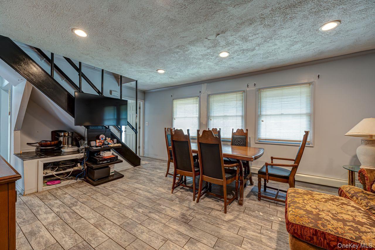 2052 Wilson Lane – For Sale photo 11