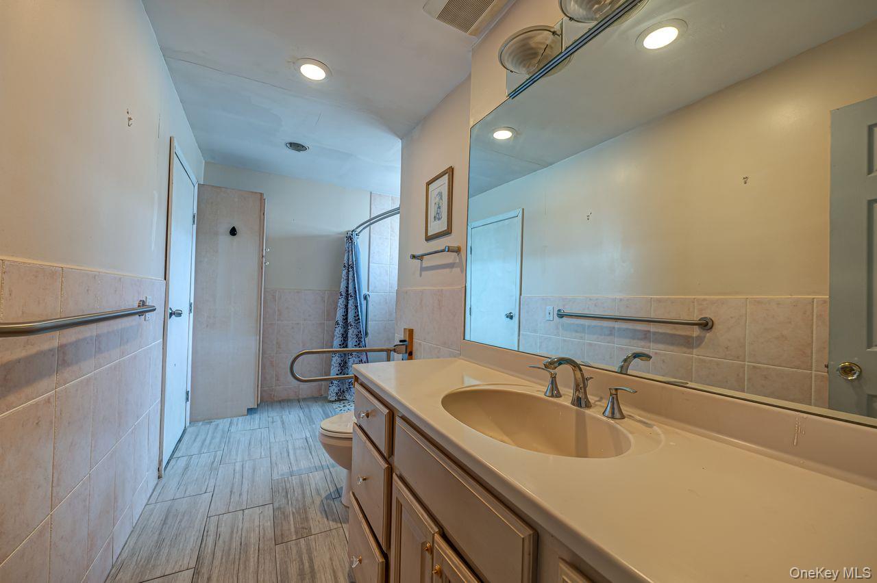 2052 Wilson Lane – For Sale photo 18