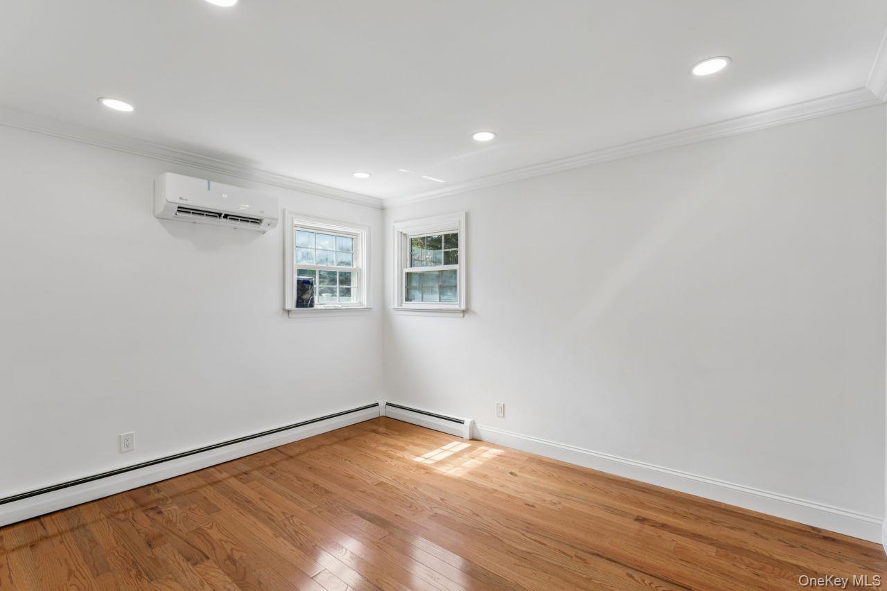 98 Rose Place – For Sale photo 13
