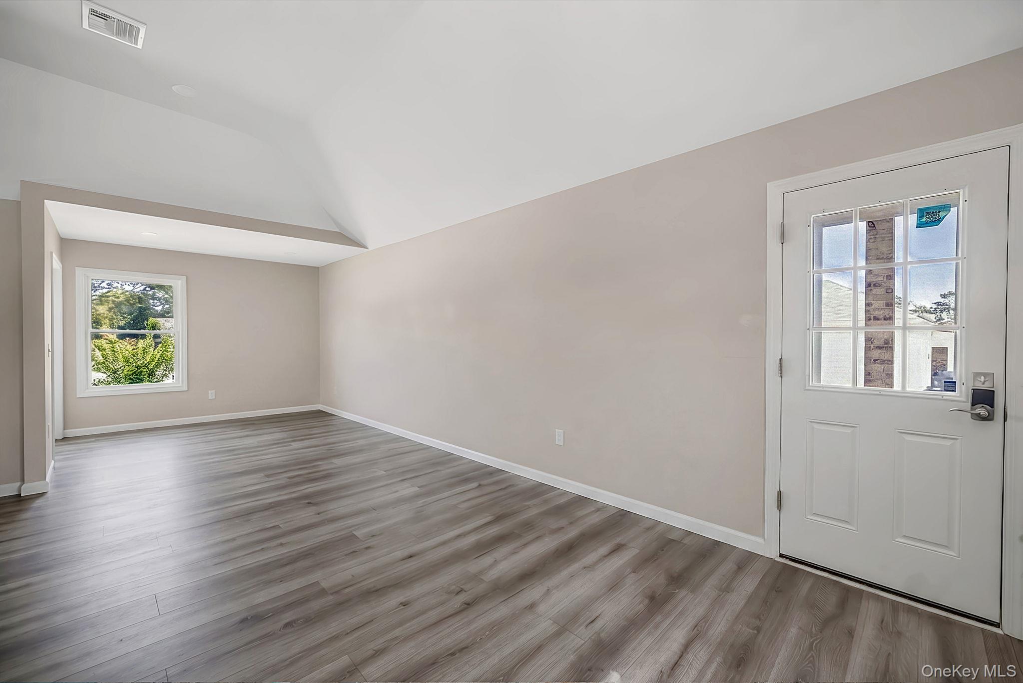 28 High Street – For Sale photo 13