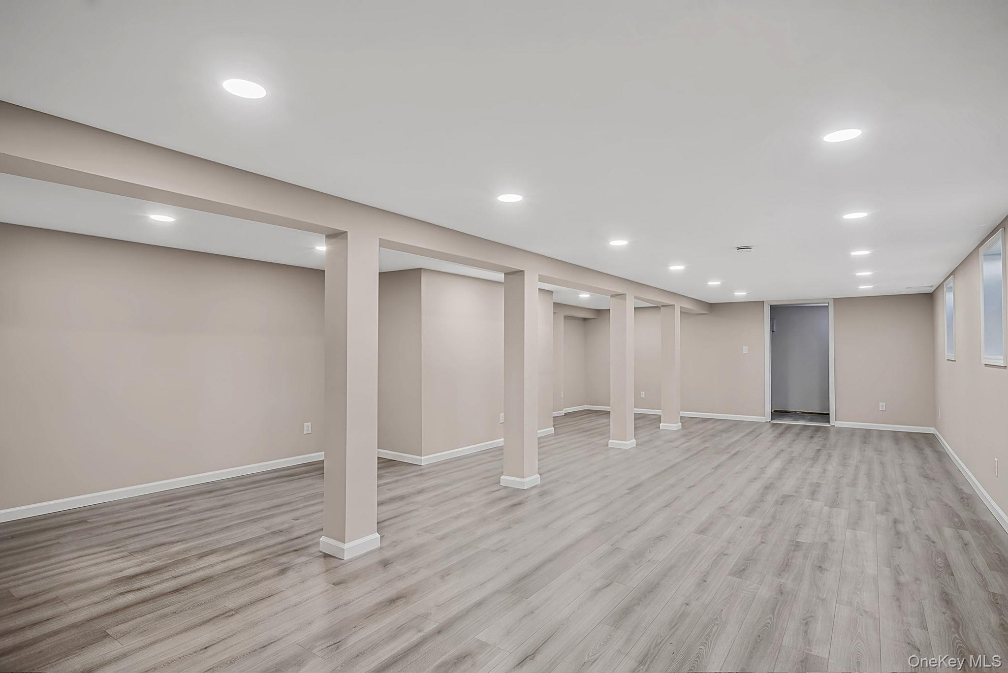 28 High Street – For Sale photo 16