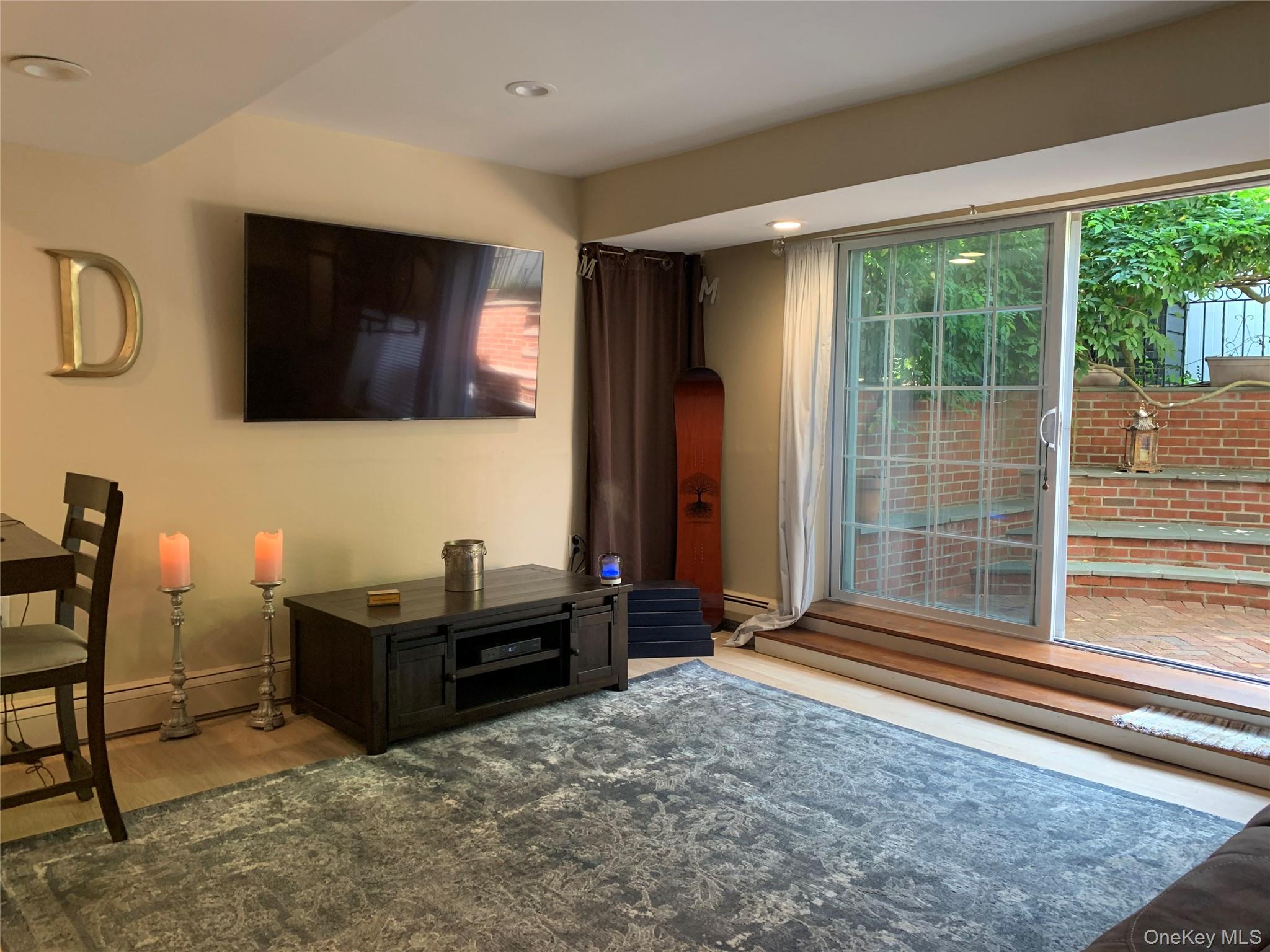 130 Ollive E – For Rent photo 2