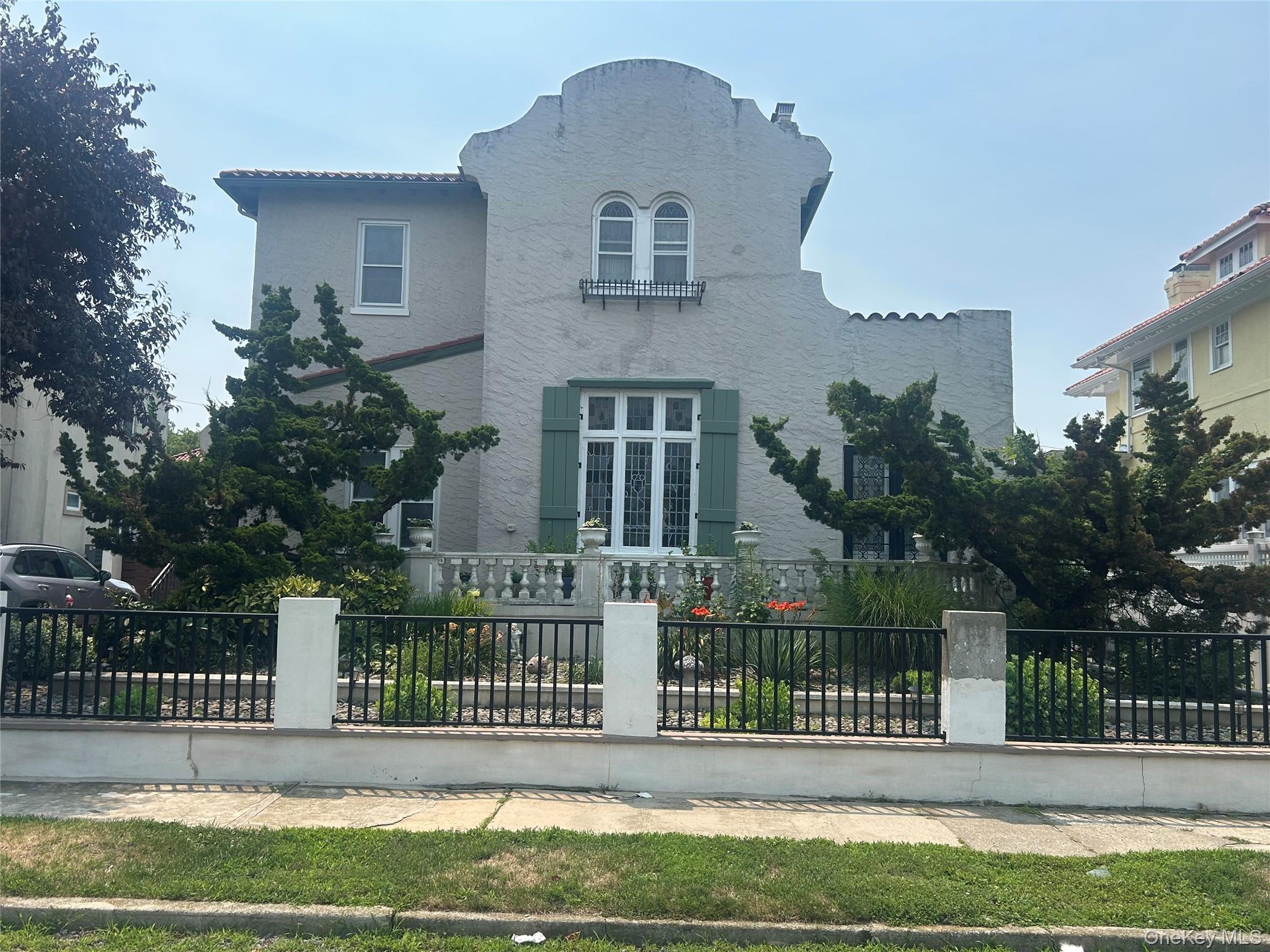 130 Ollive E – For Rent