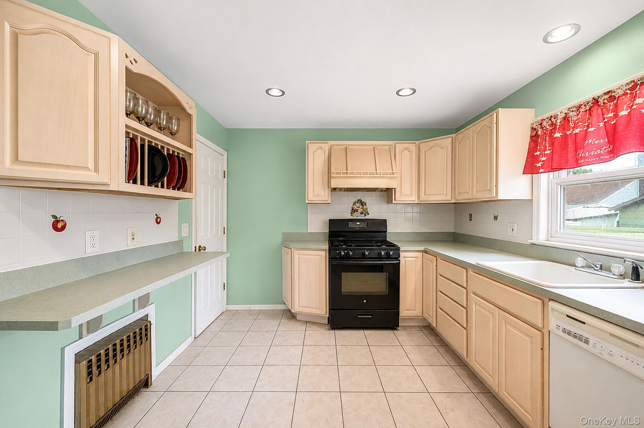 710 Lafayette Avenue – For Sale photo 9