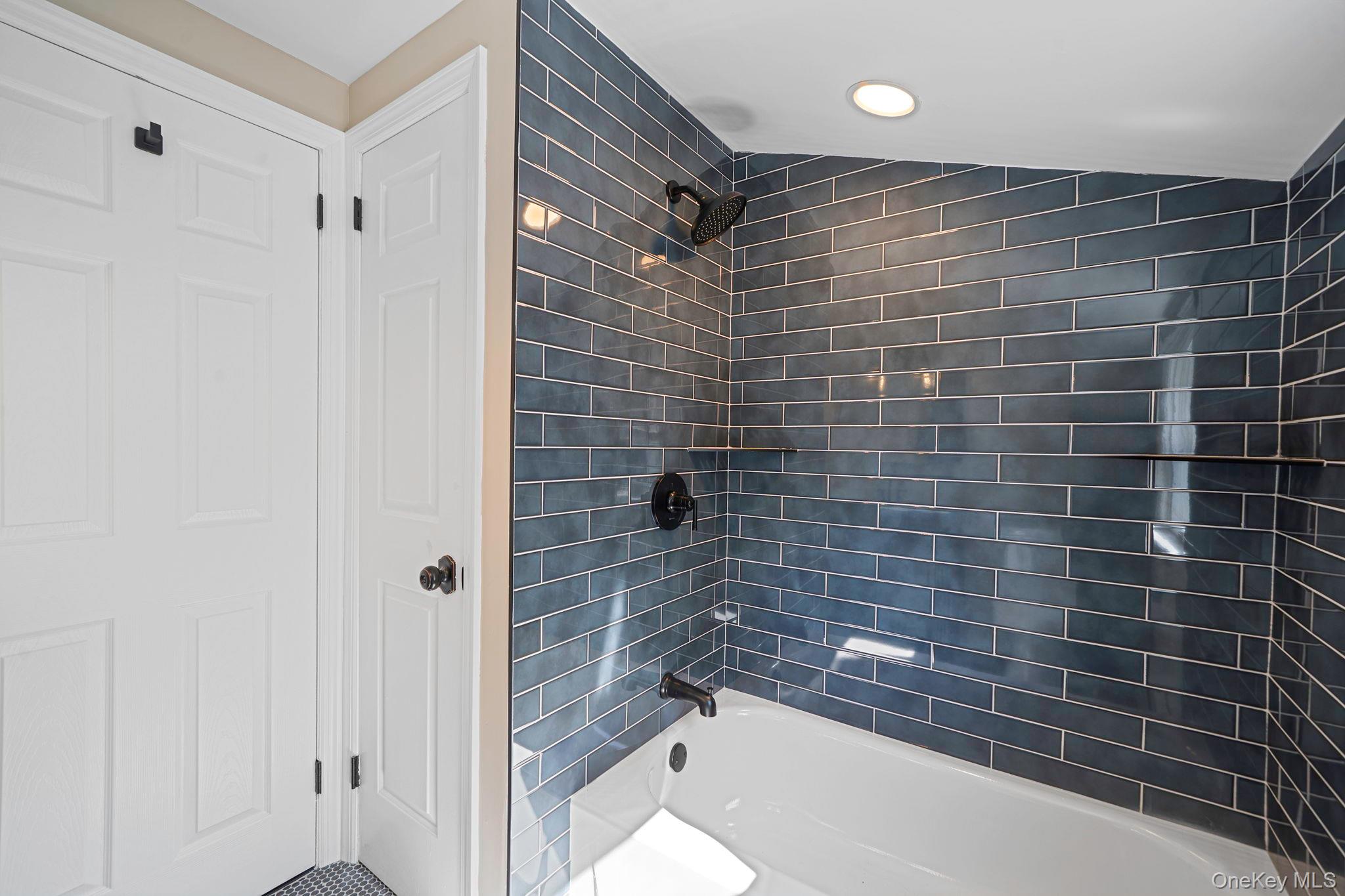 273 Cambon Avenue – For Sale photo 24