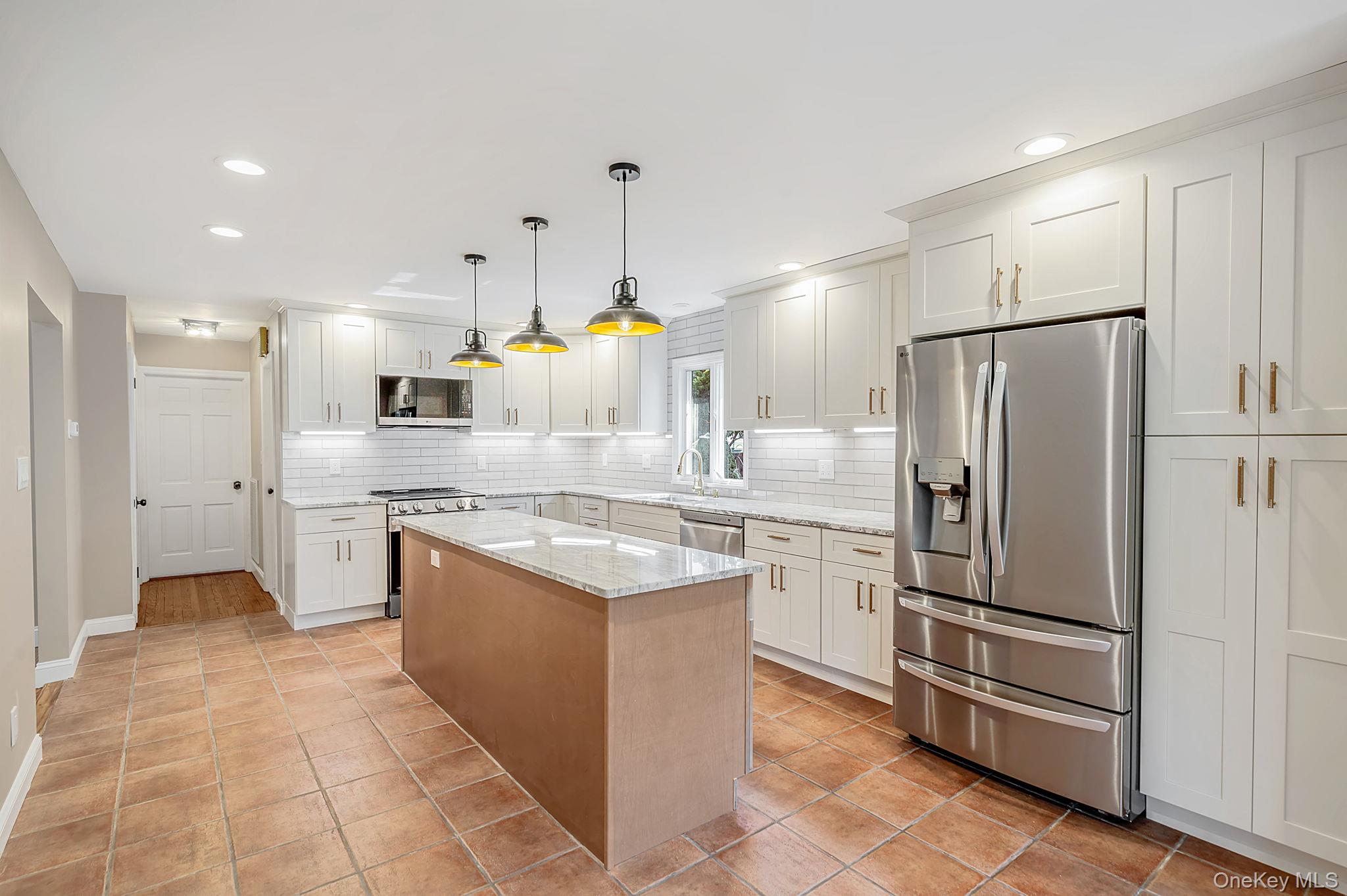 273 Cambon Avenue – For Sale photo 12