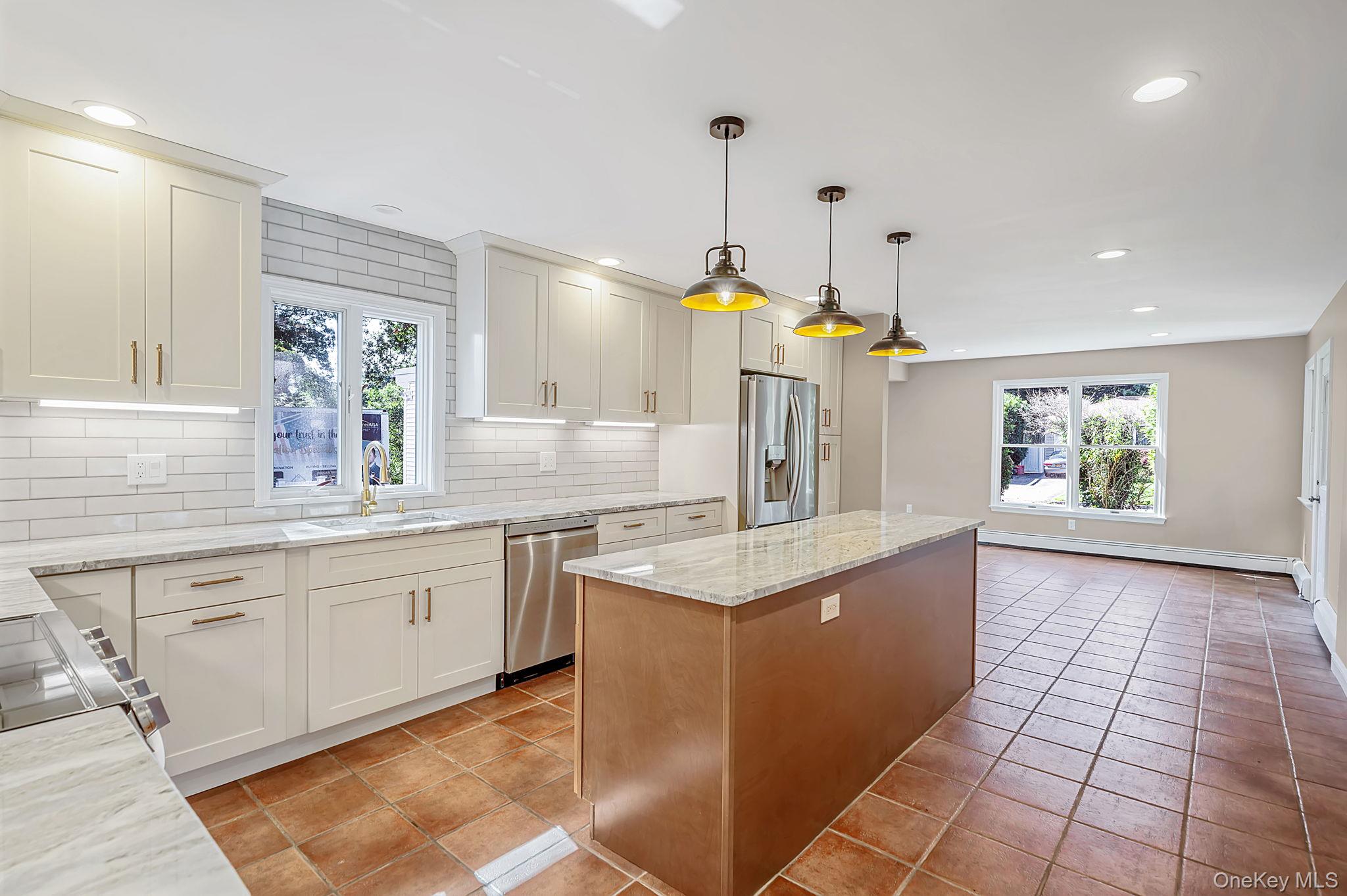 273 Cambon Avenue – For Sale photo 11
