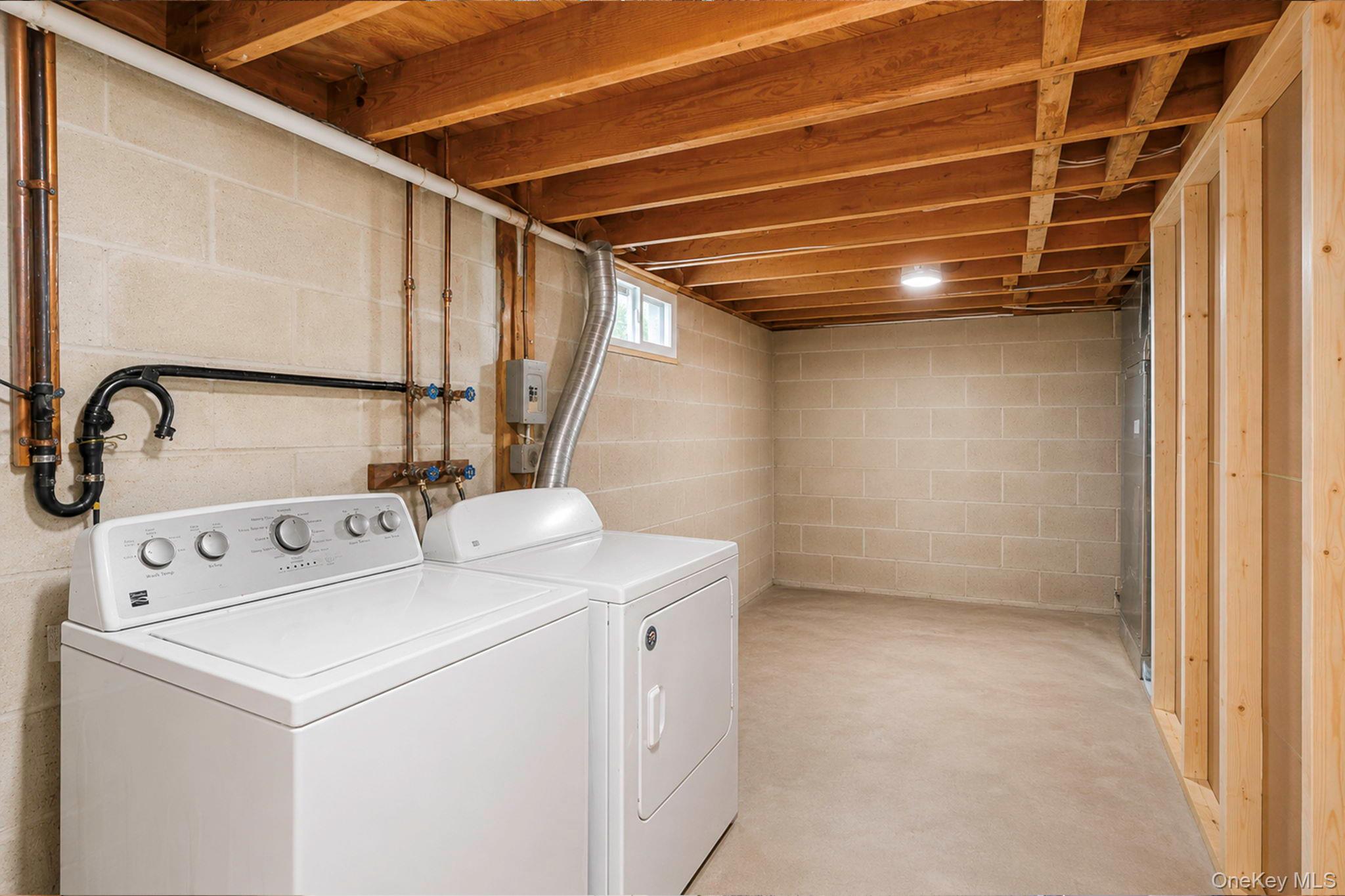 273 Cambon Avenue – For Sale photo 32