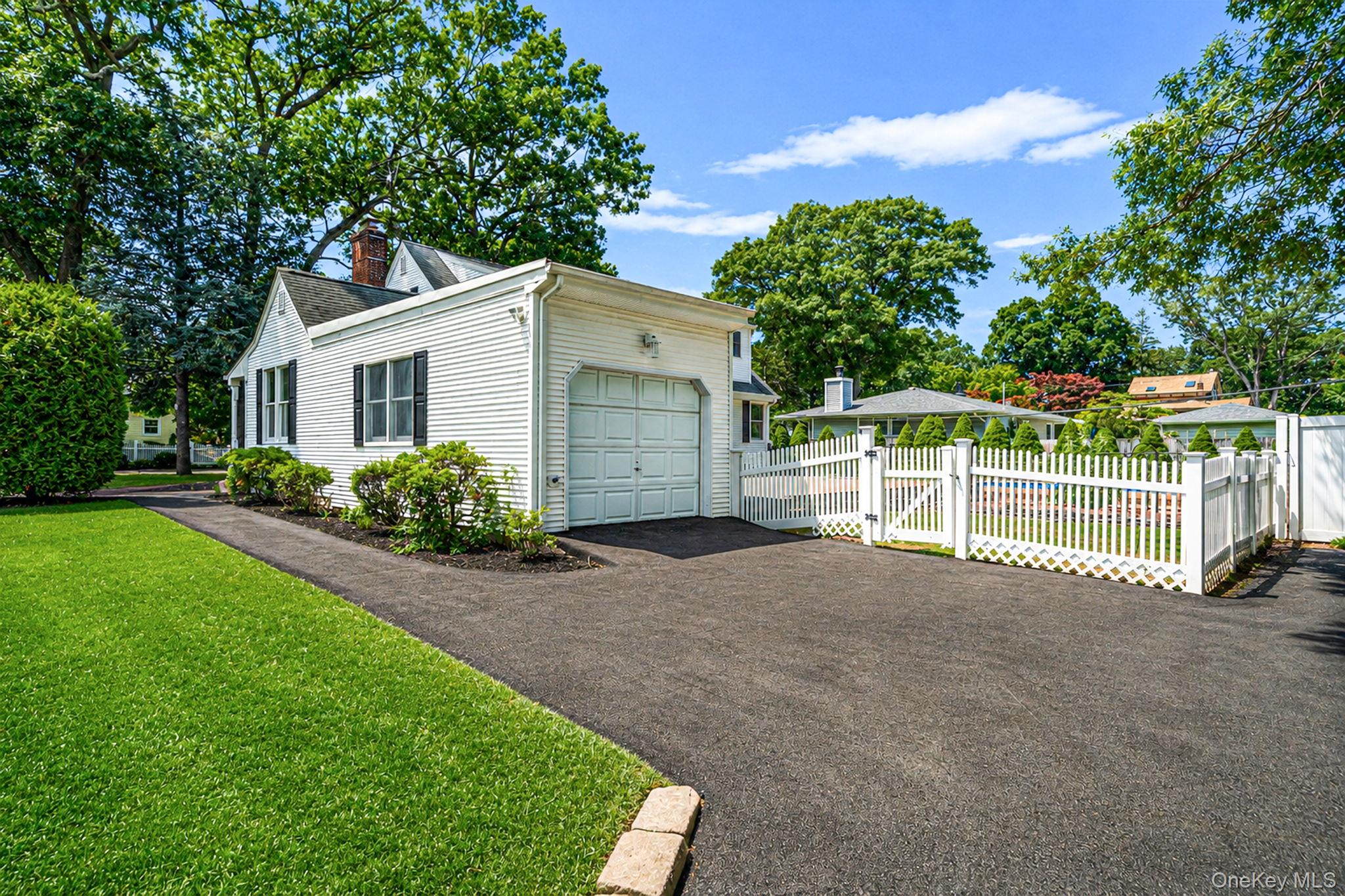 273 Cambon Avenue – For Sale photo 6