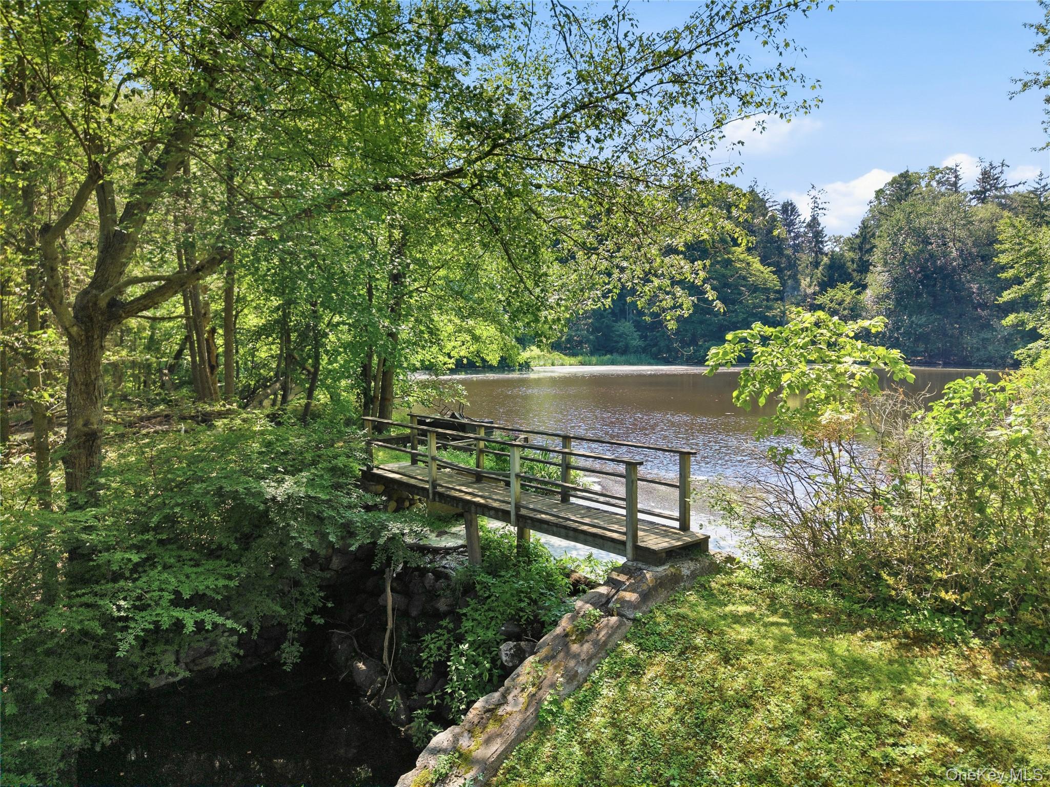 18 Salem Road – For Sale photo 3