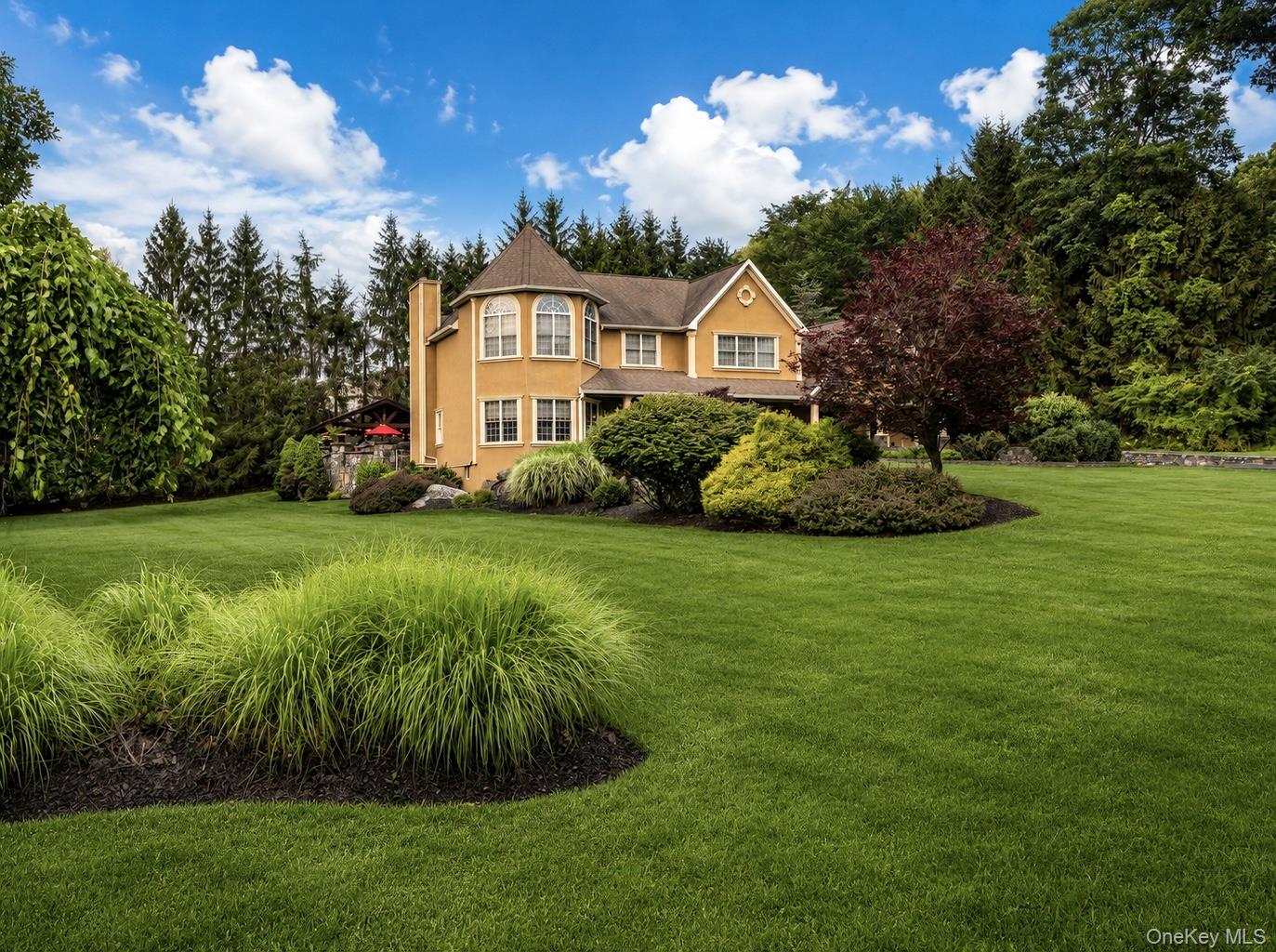 10 Sutherland Drive – For Sale photo 2