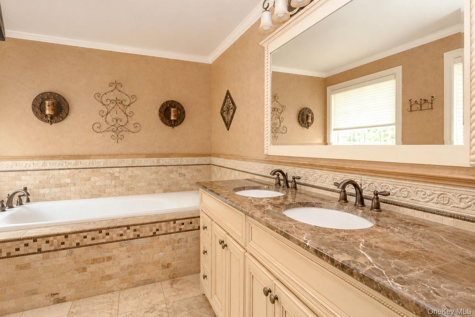 10 Sutherland Drive – For Sale photo 43