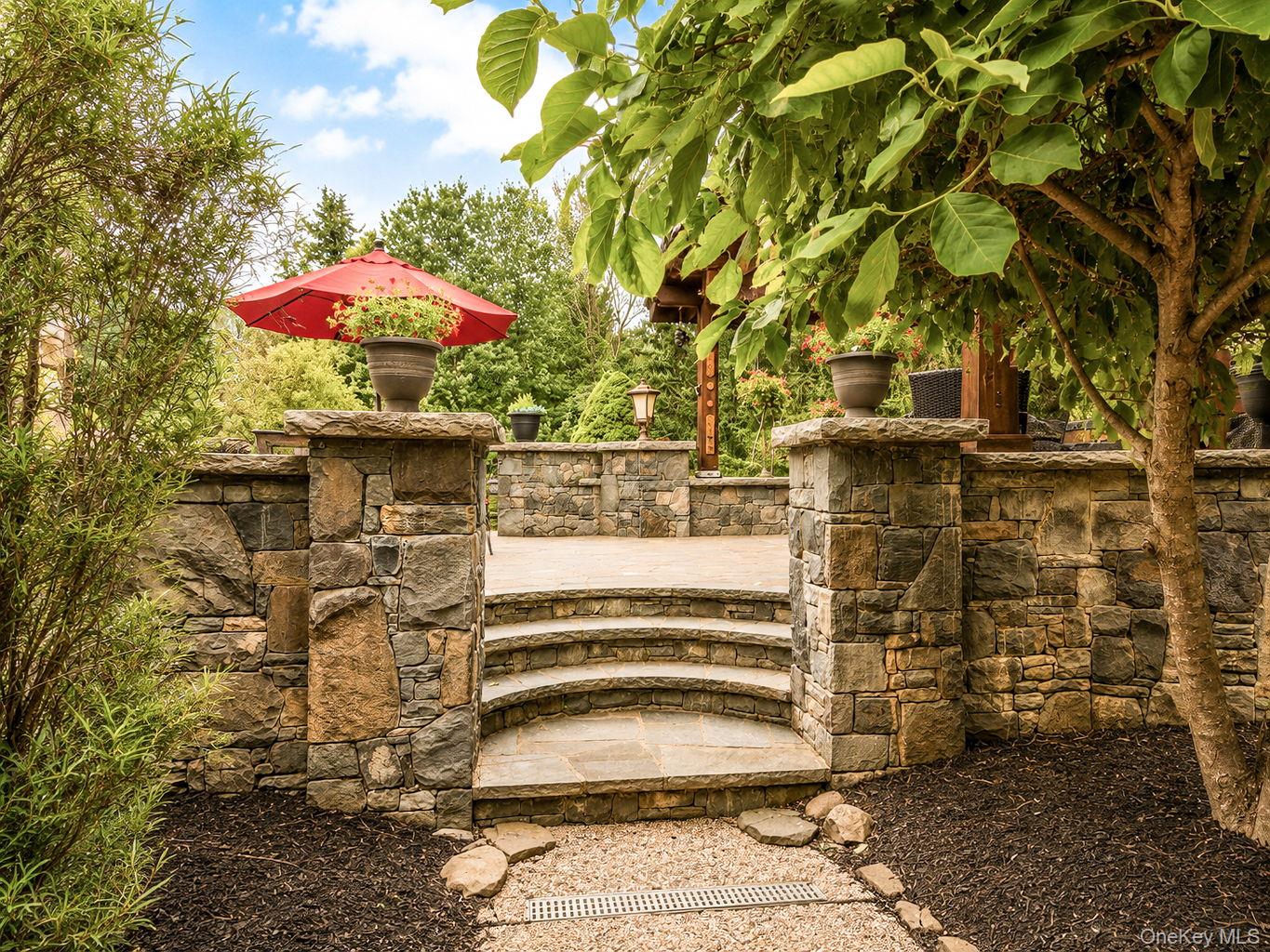 10 Sutherland Drive – For Sale photo 47