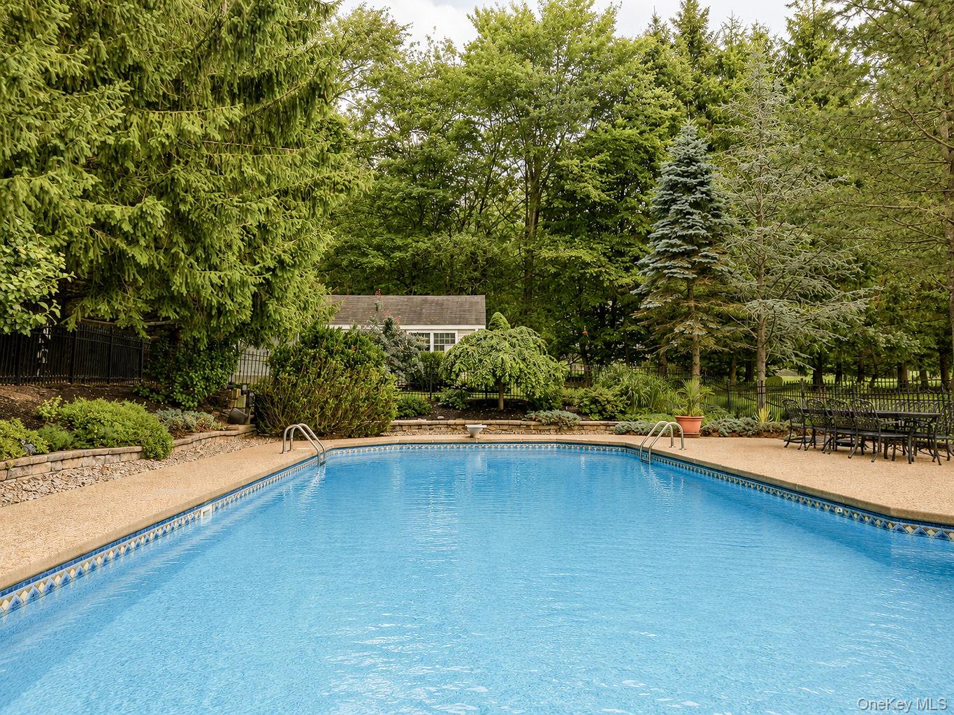 10 Sutherland Drive – For Sale photo 48
