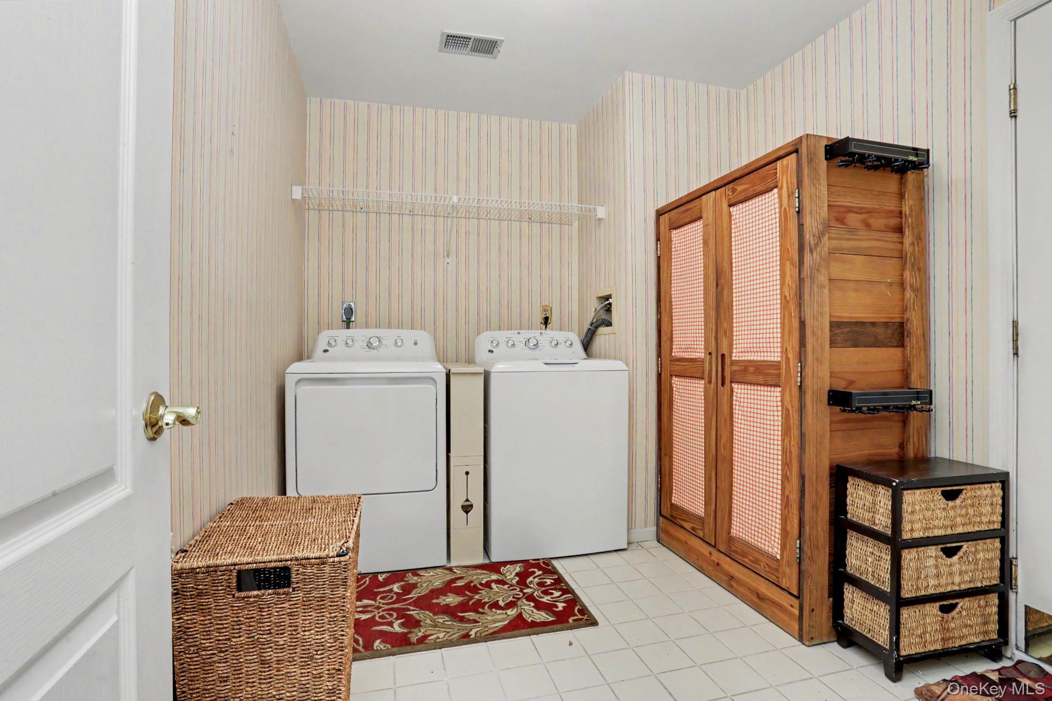 3176 Woodfield Court – For Sale photo 23