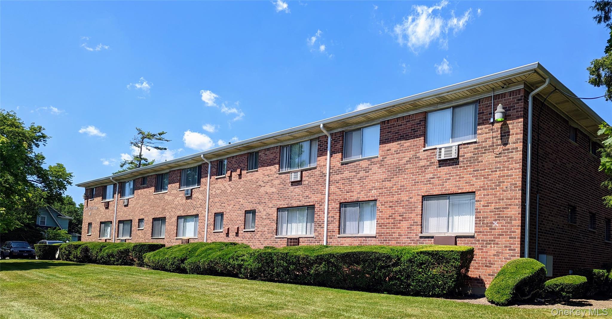 91 South Clinton Avenue, Unit 7B