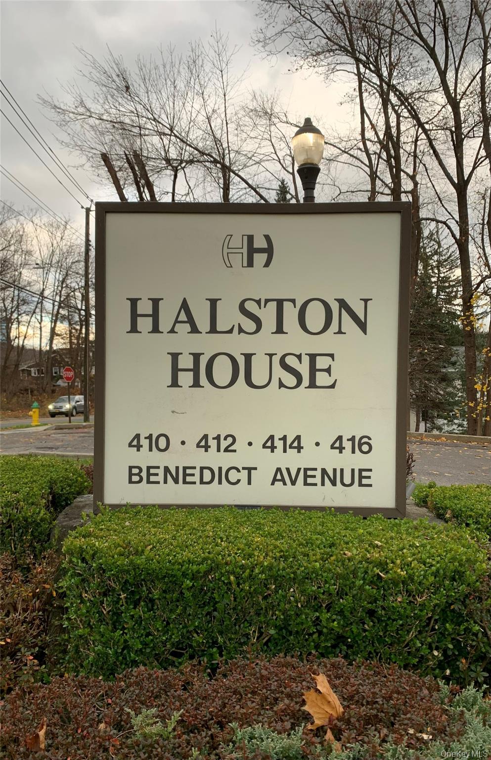 416 Benedict Avenue, Unit 4A