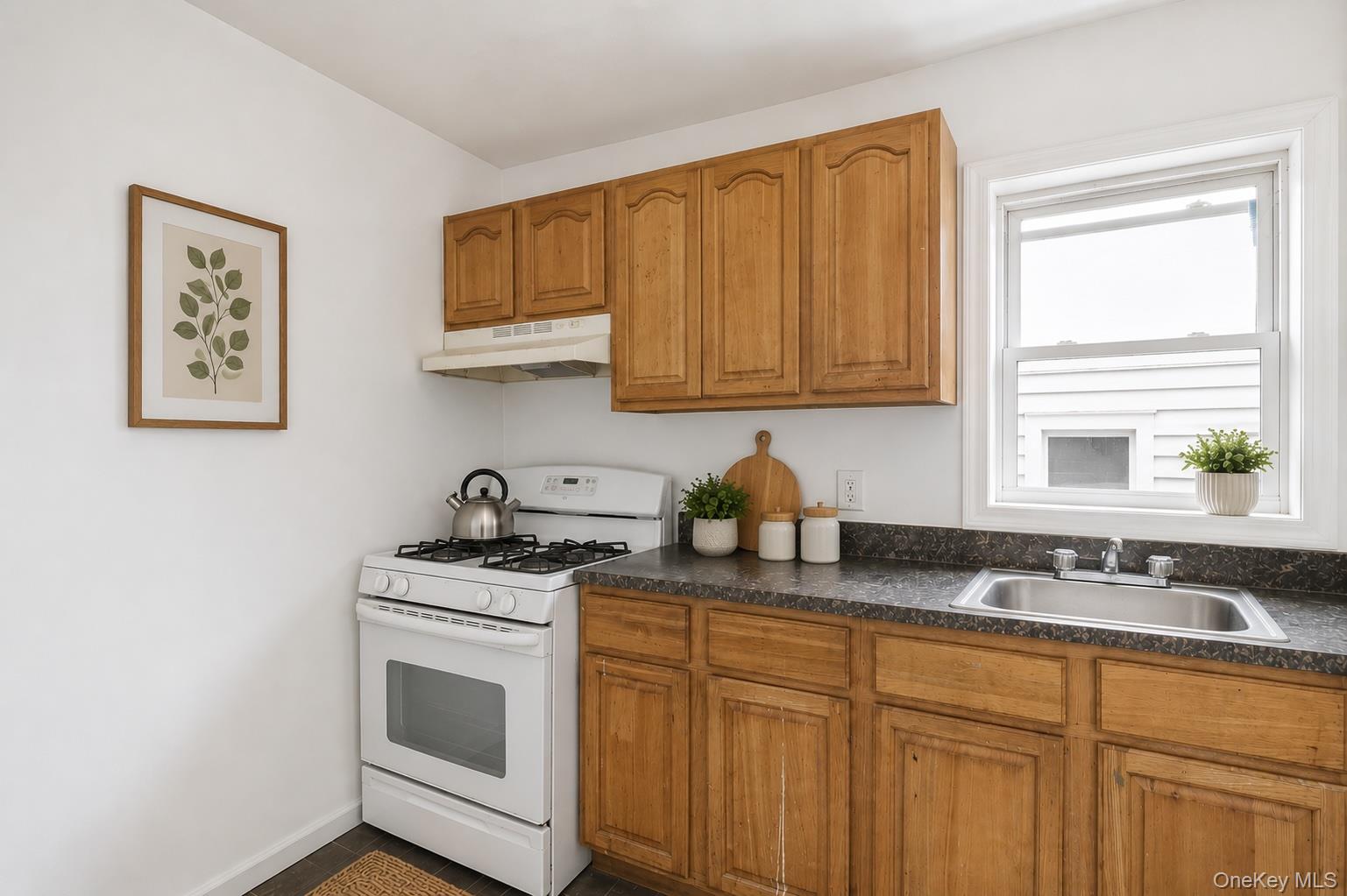 941 Crescent Street – For Sale photo 8