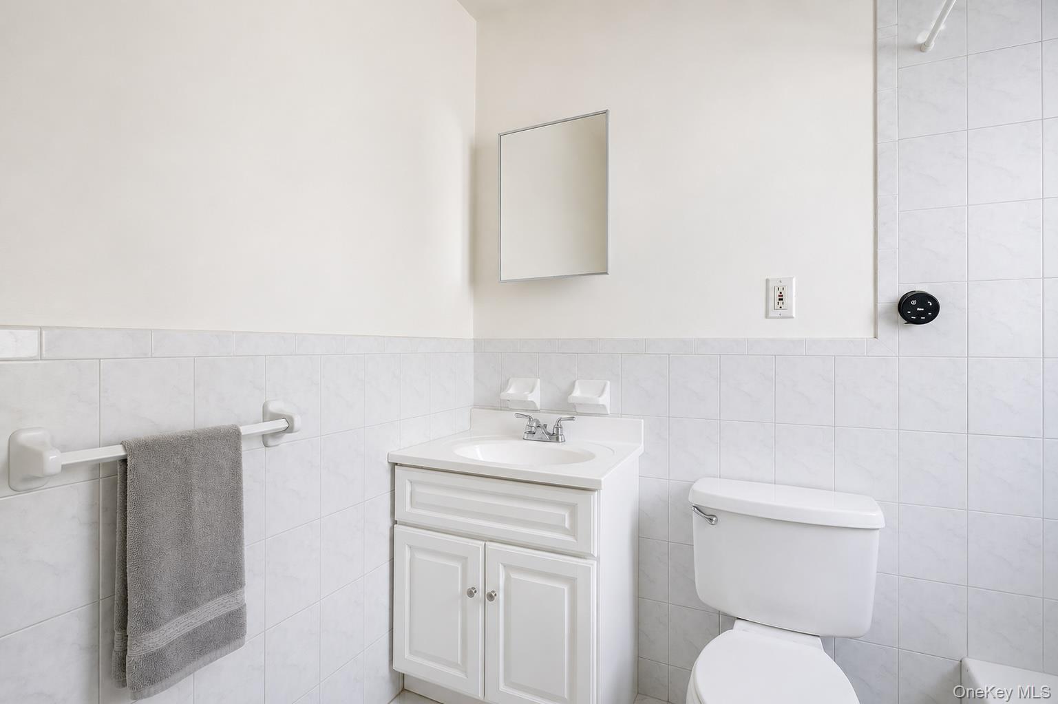 941 Crescent Street – For Sale photo 13