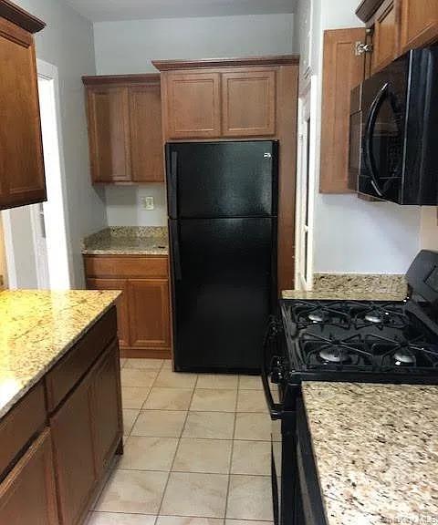 2 Westchester Avenue – For Rent photo 13