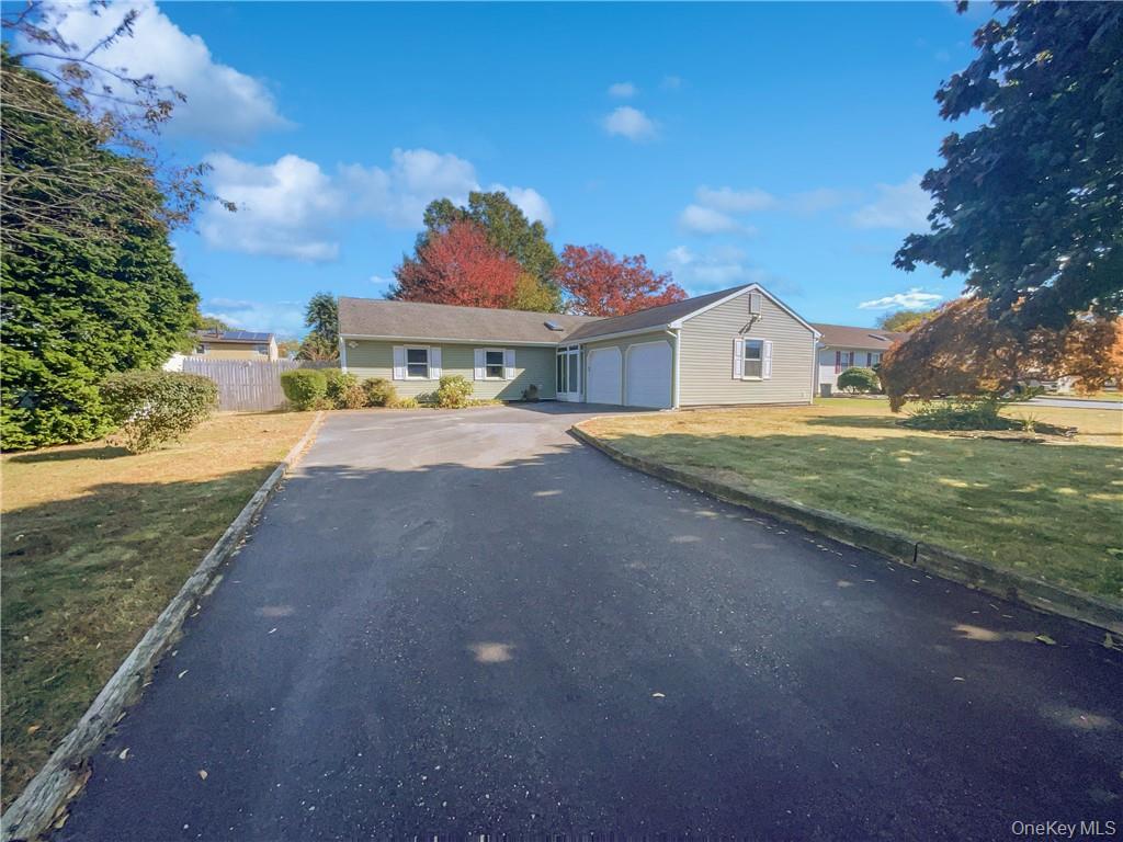 11 Frost Valley Drive – For Sale photo 11