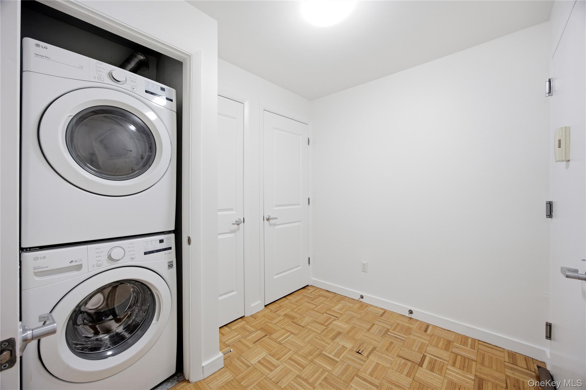 118 Schenectady Avenue, Unit 109 photo 17