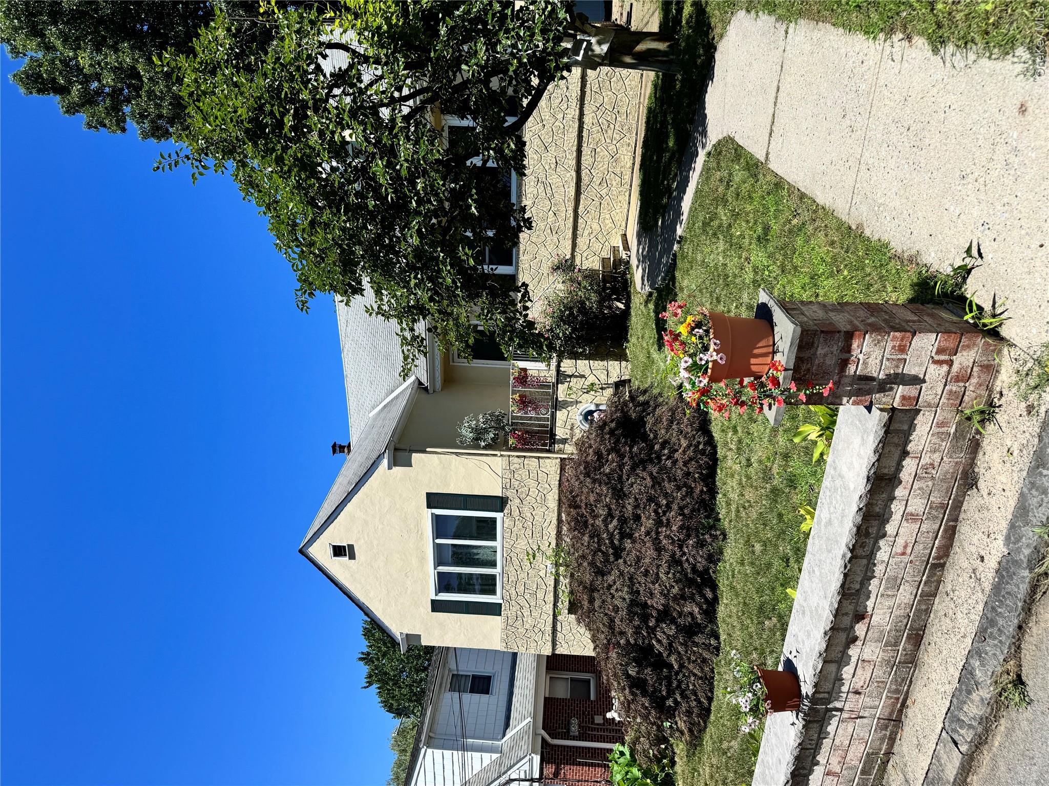 57 Woodruff Avenue – For Sale photo 3