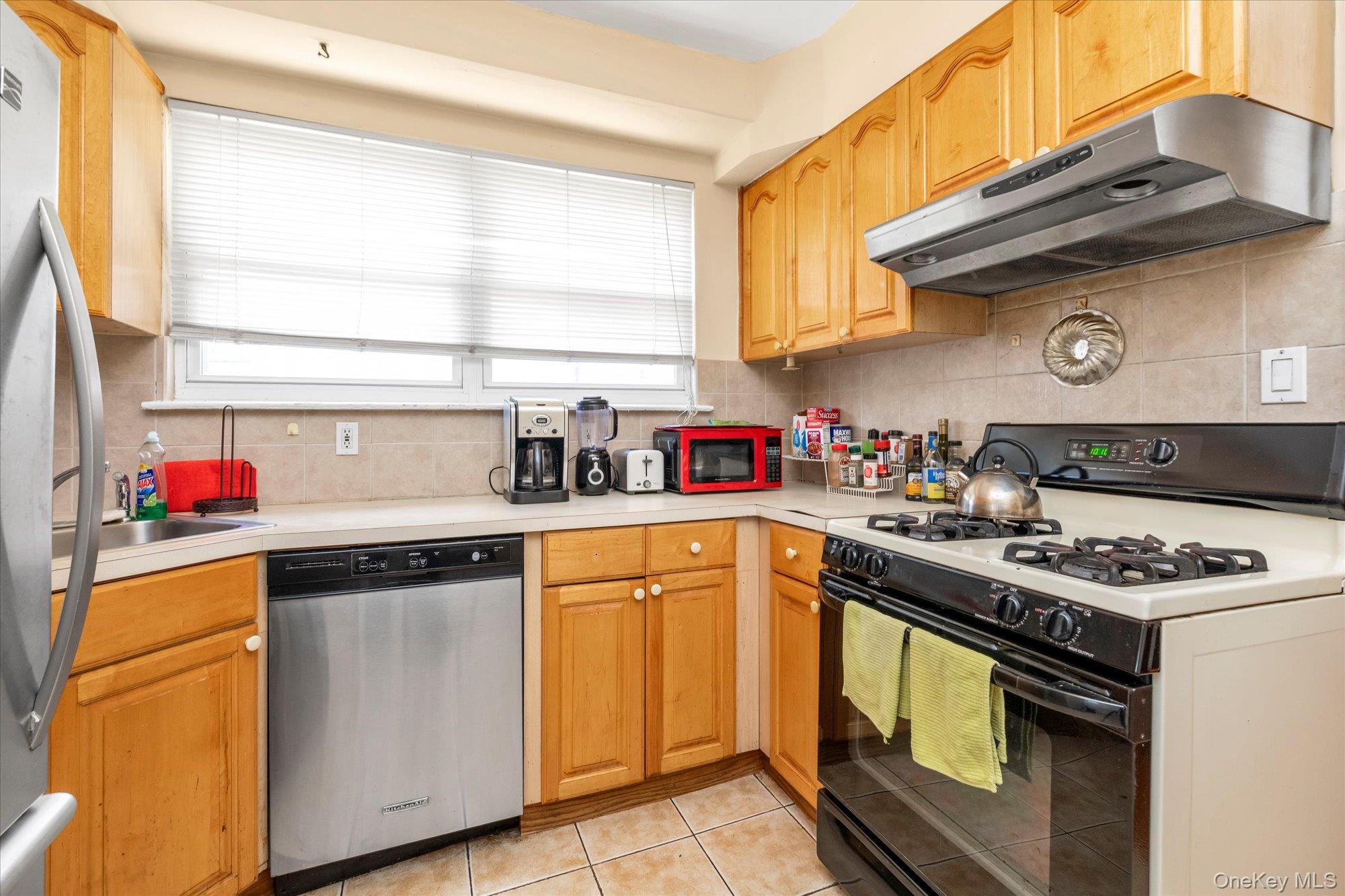 115-45 222nd Street – For Sale photo 7
