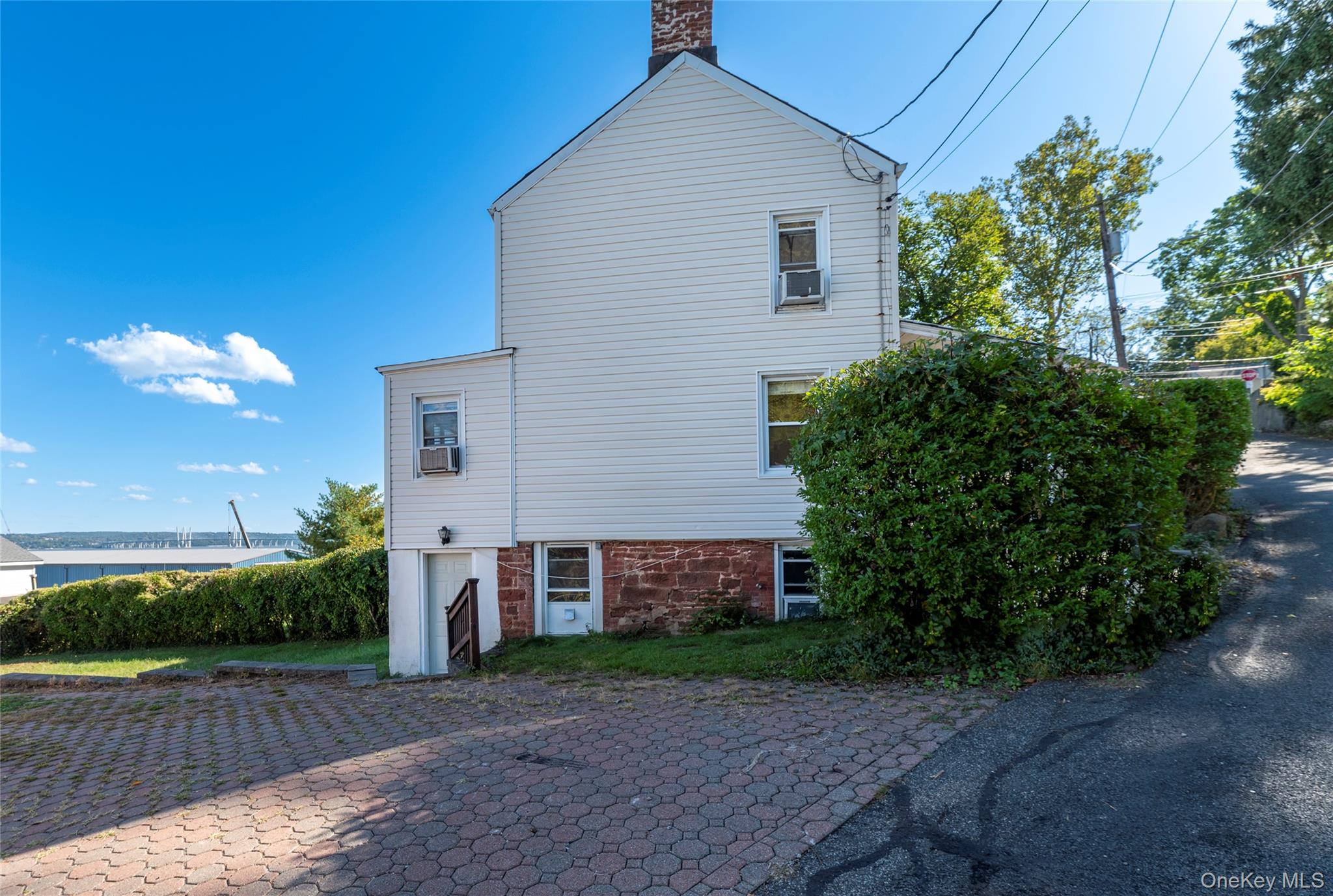 7 Van Houten Street – For Sale photo 8