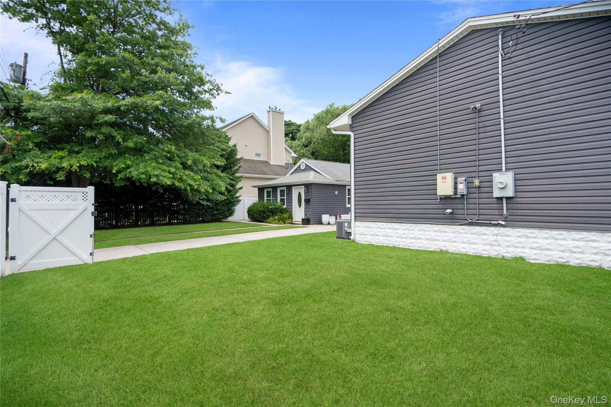 2978 Grand Boulevard – For Sale photo 39