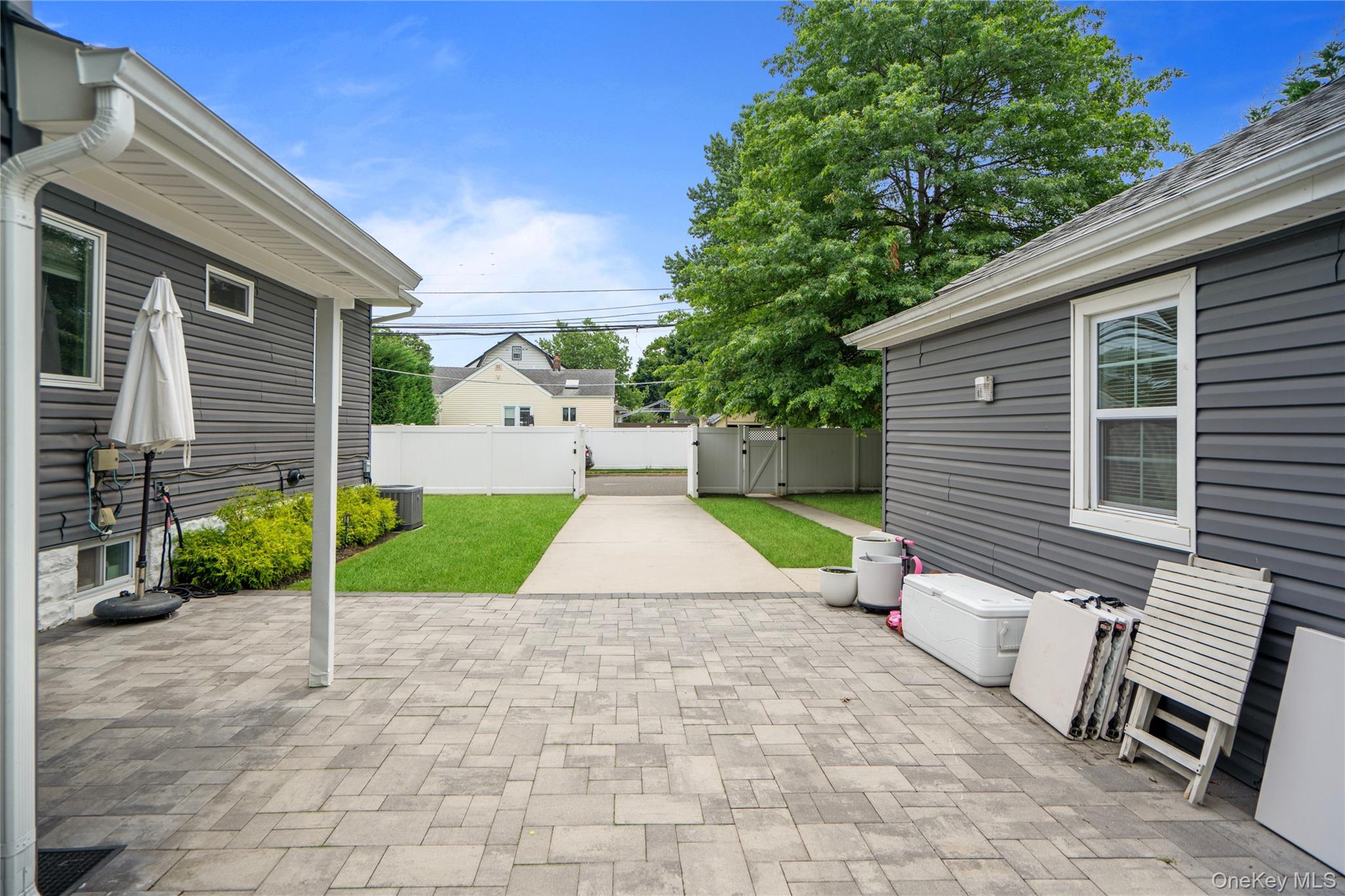 2978 Grand Boulevard – For Sale photo 38