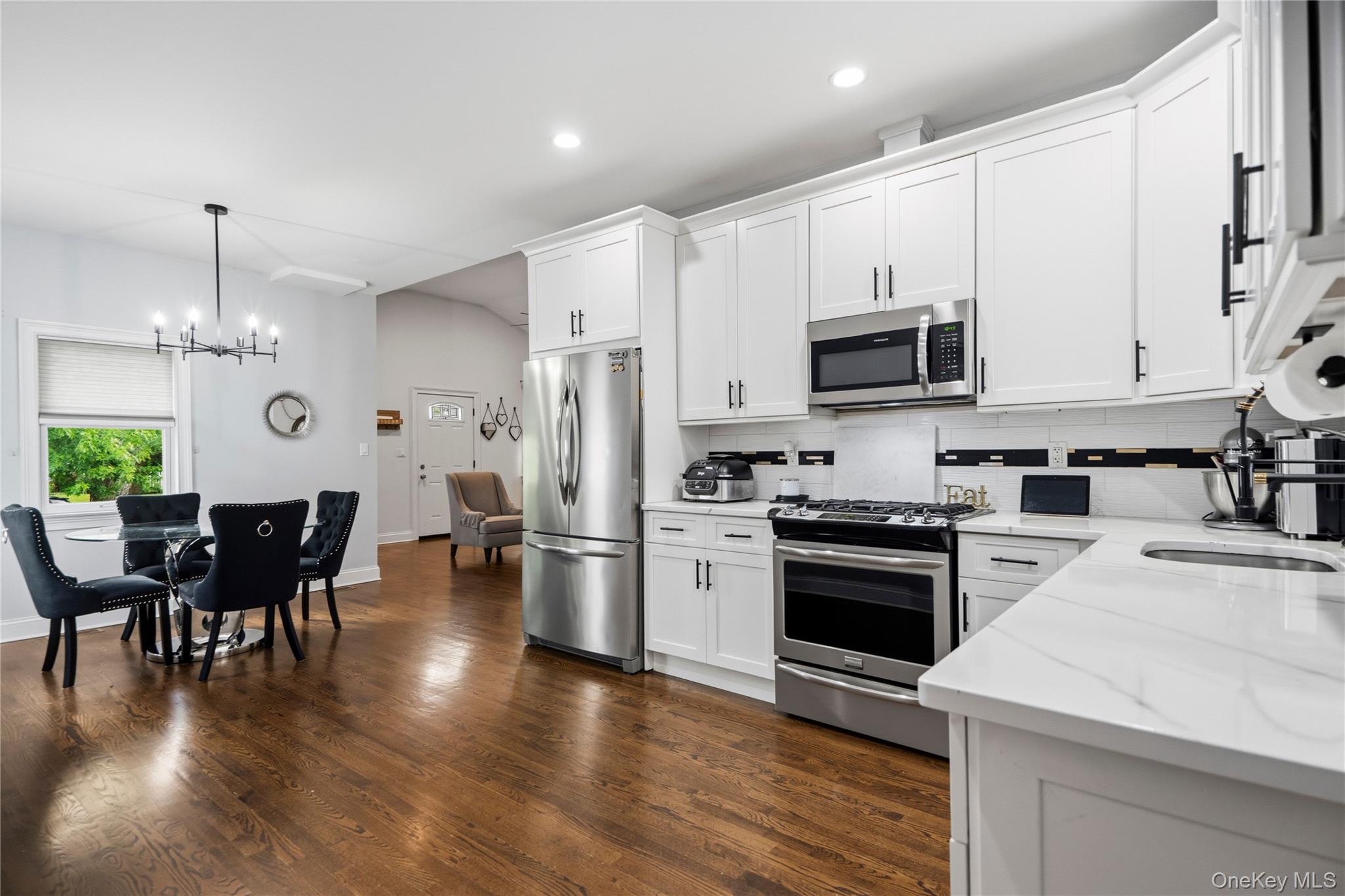 2978 Grand Boulevard – For Sale photo 14