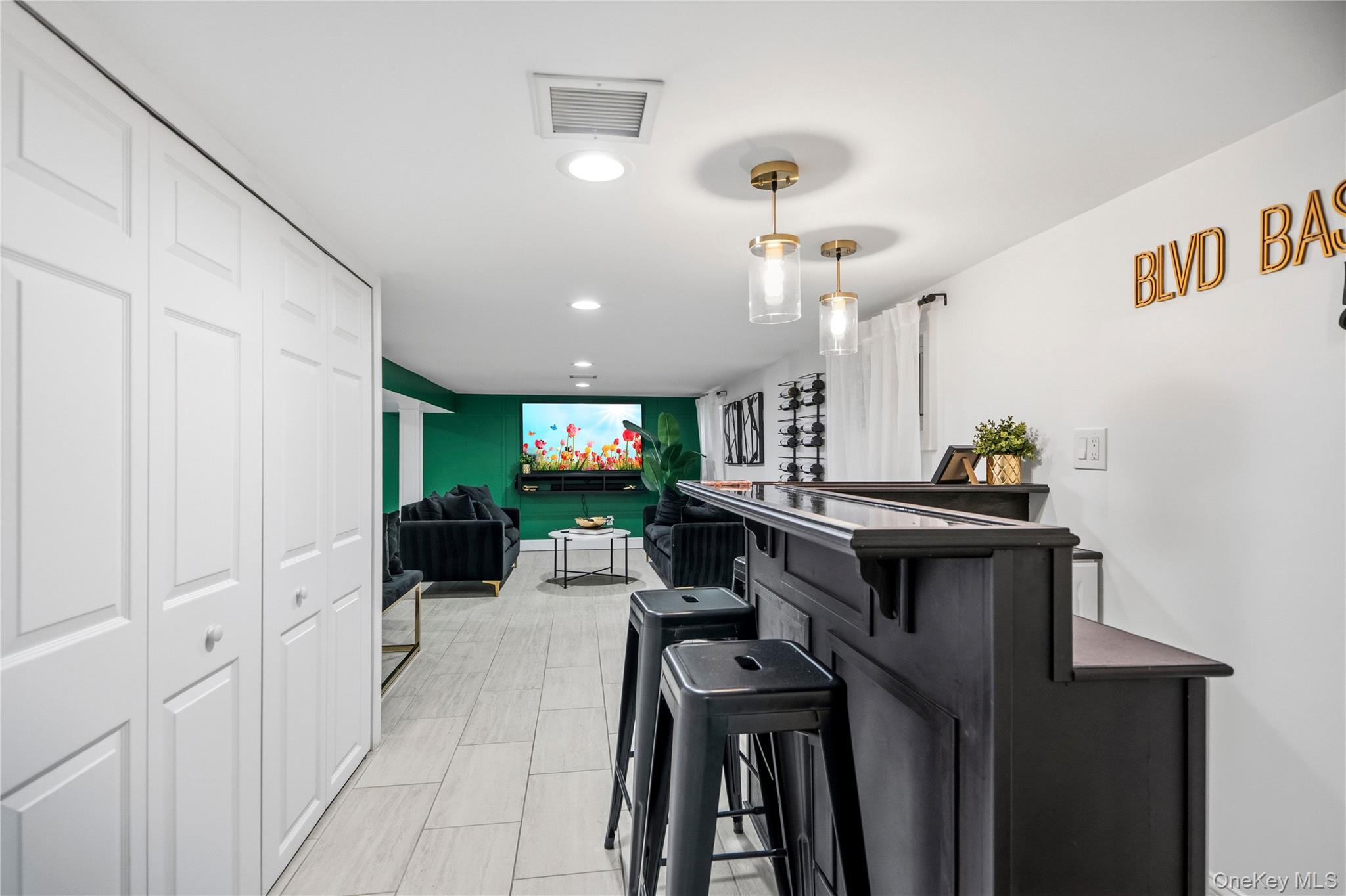 2978 Grand Boulevard – For Sale photo 26
