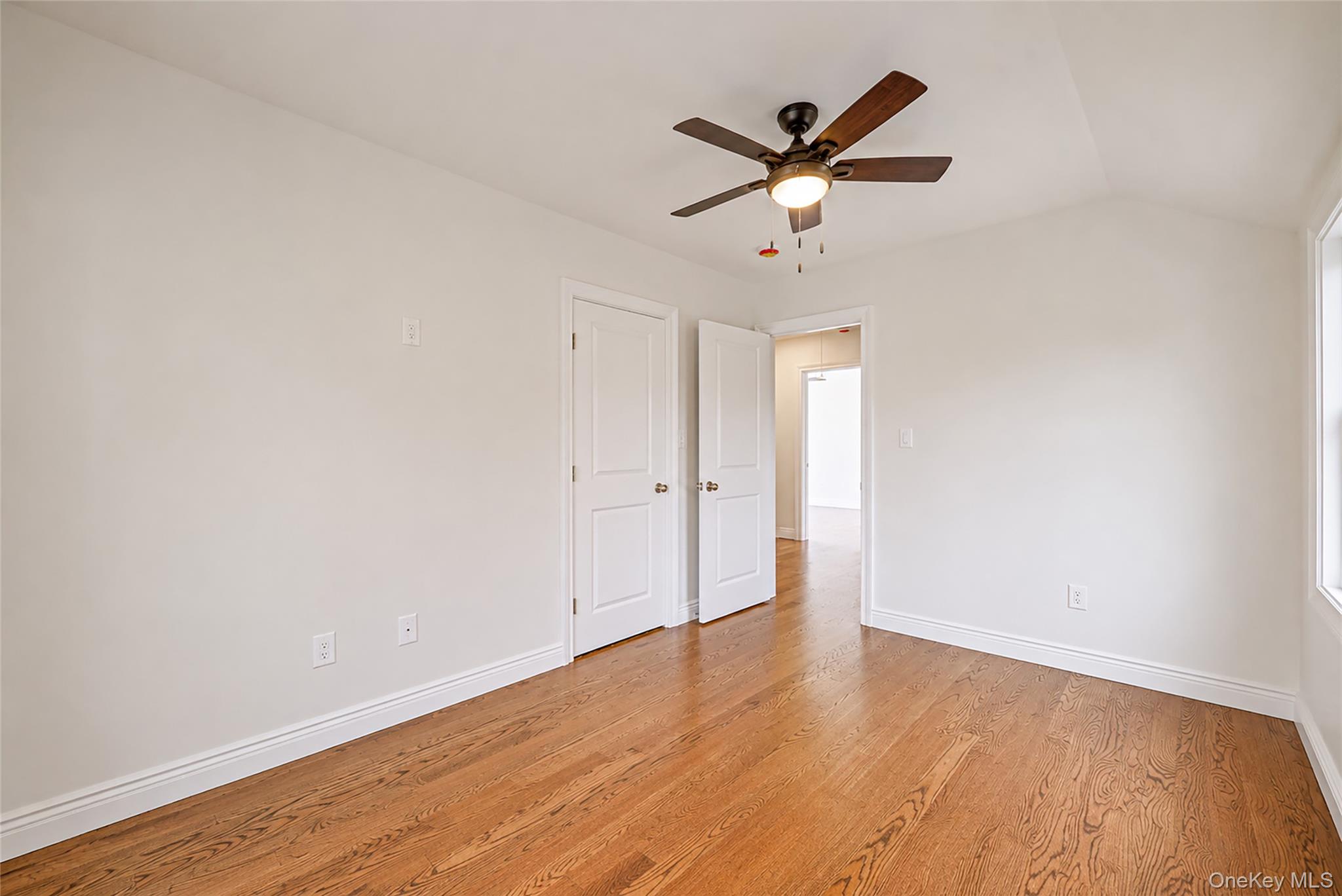 52 Norfeld Boulevard – For Sale photo 14