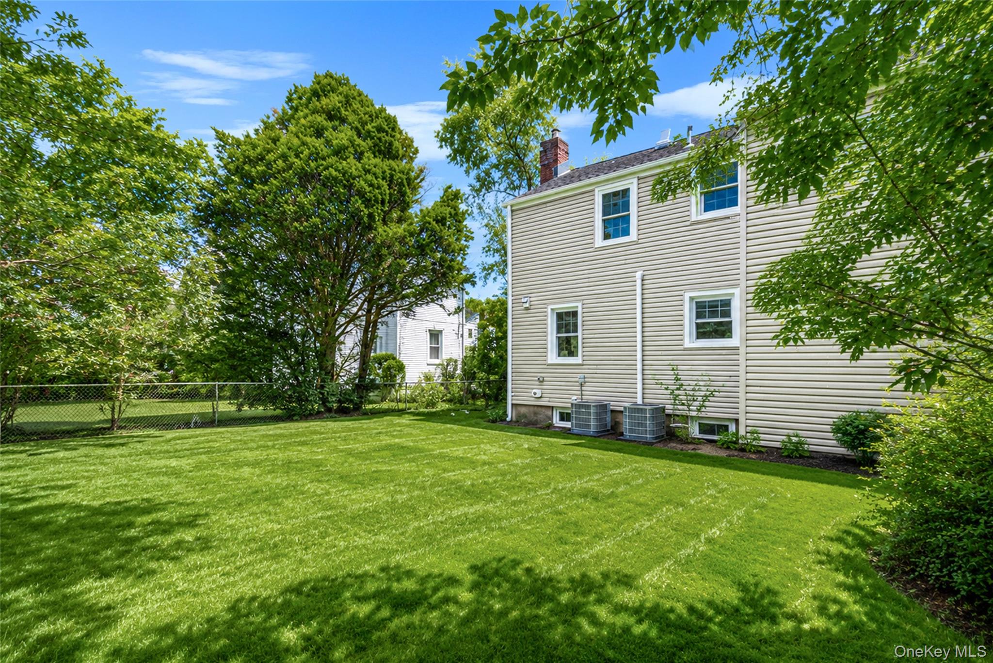 52 Norfeld Boulevard – For Sale photo 20