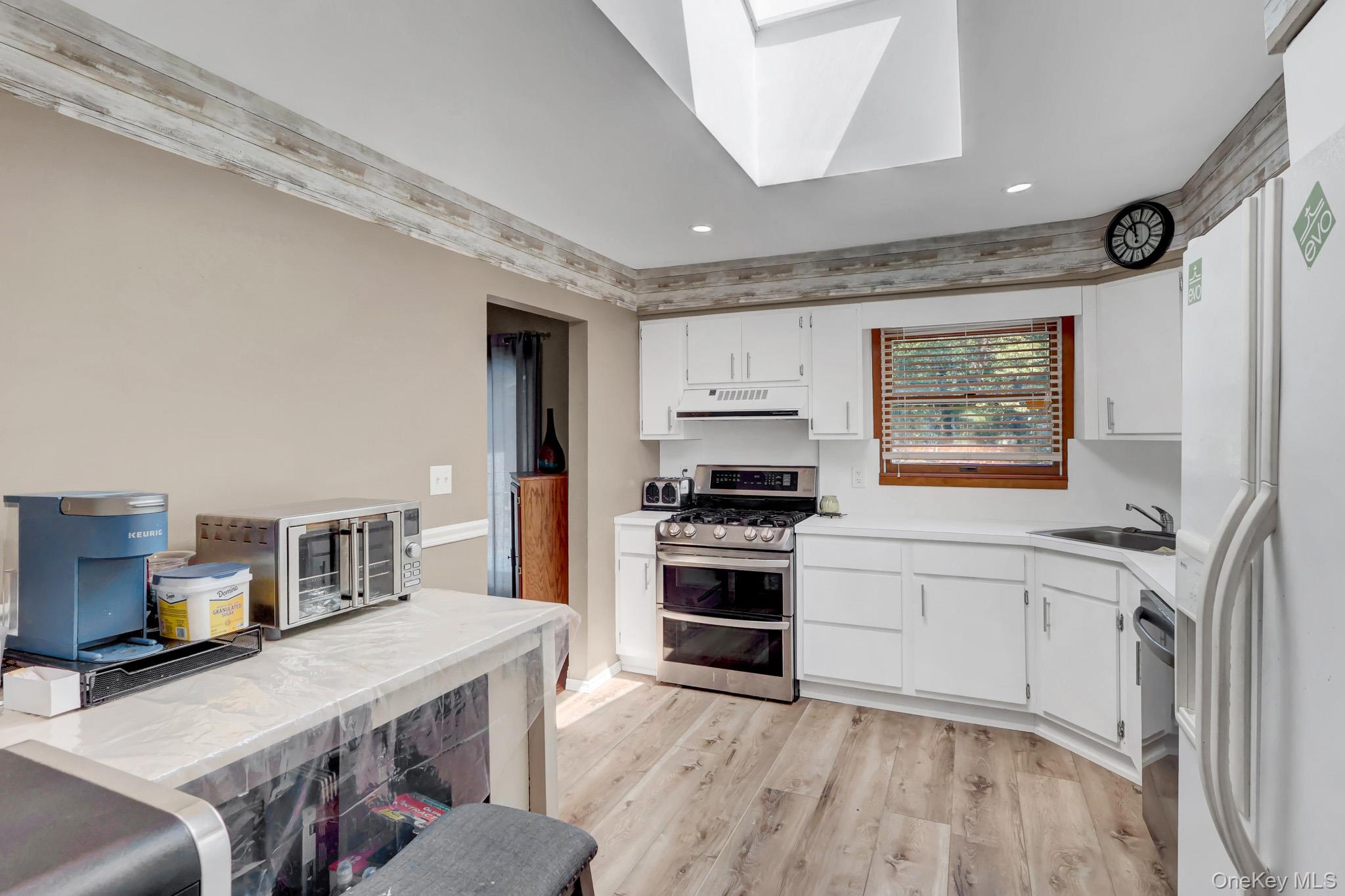 473 Long Island Avenue – For Sale photo 9