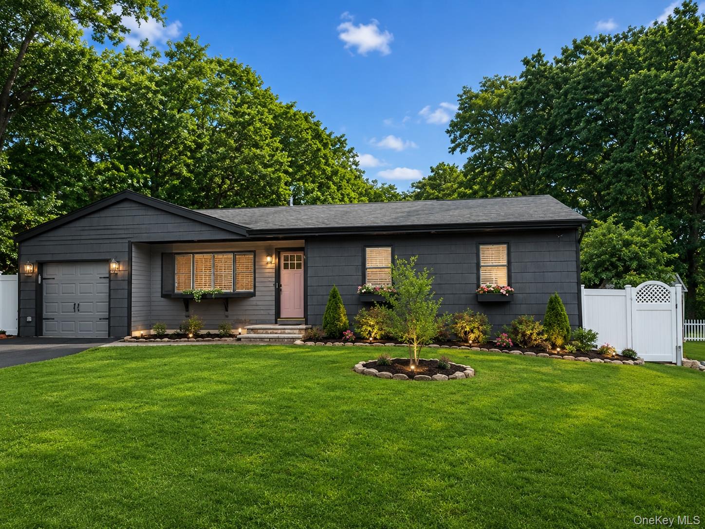 473 Long Island Avenue – For Sale